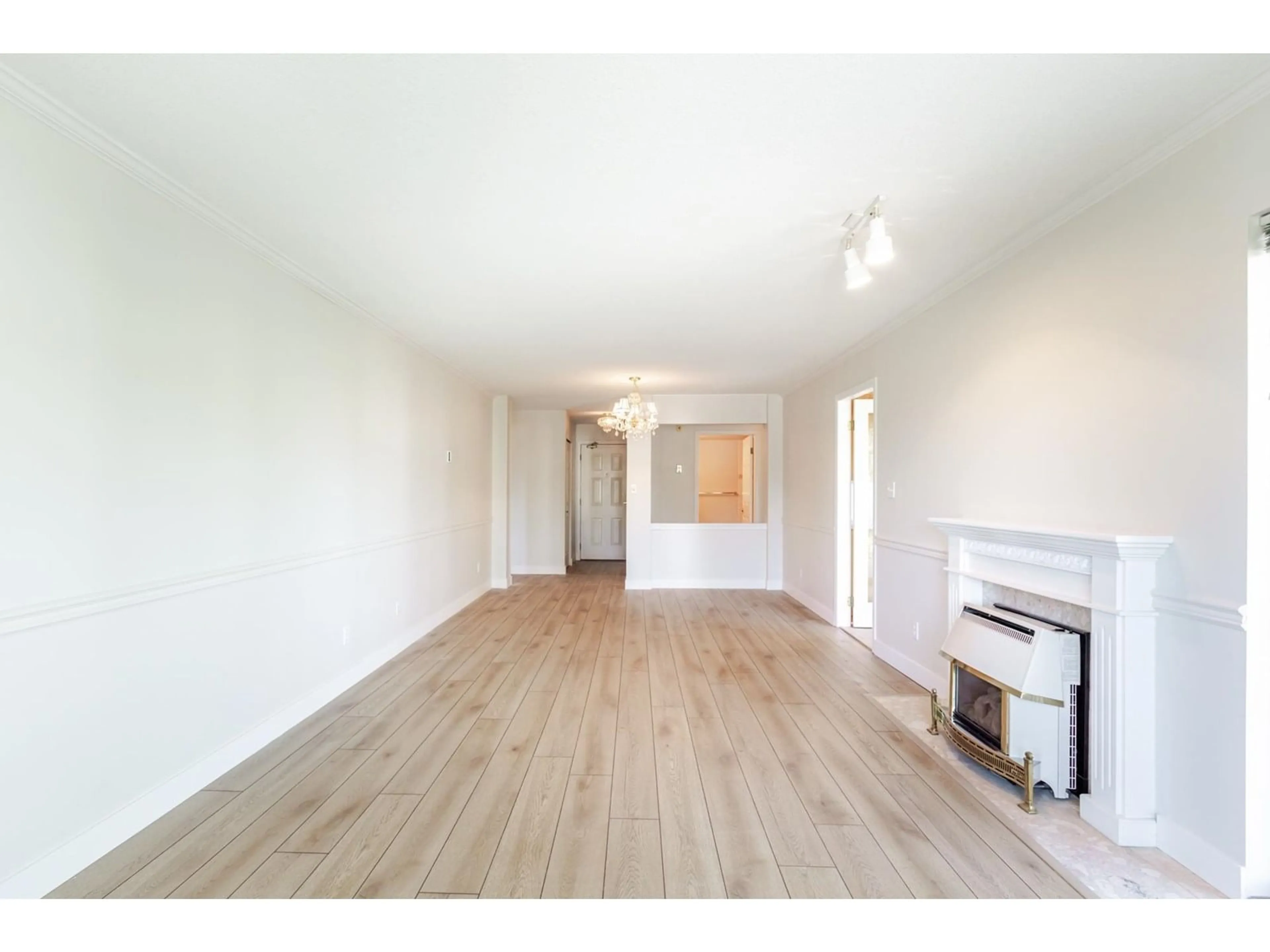 A pic of a room for 217 - 20600 53A, Langley British Columbia V3A8C2