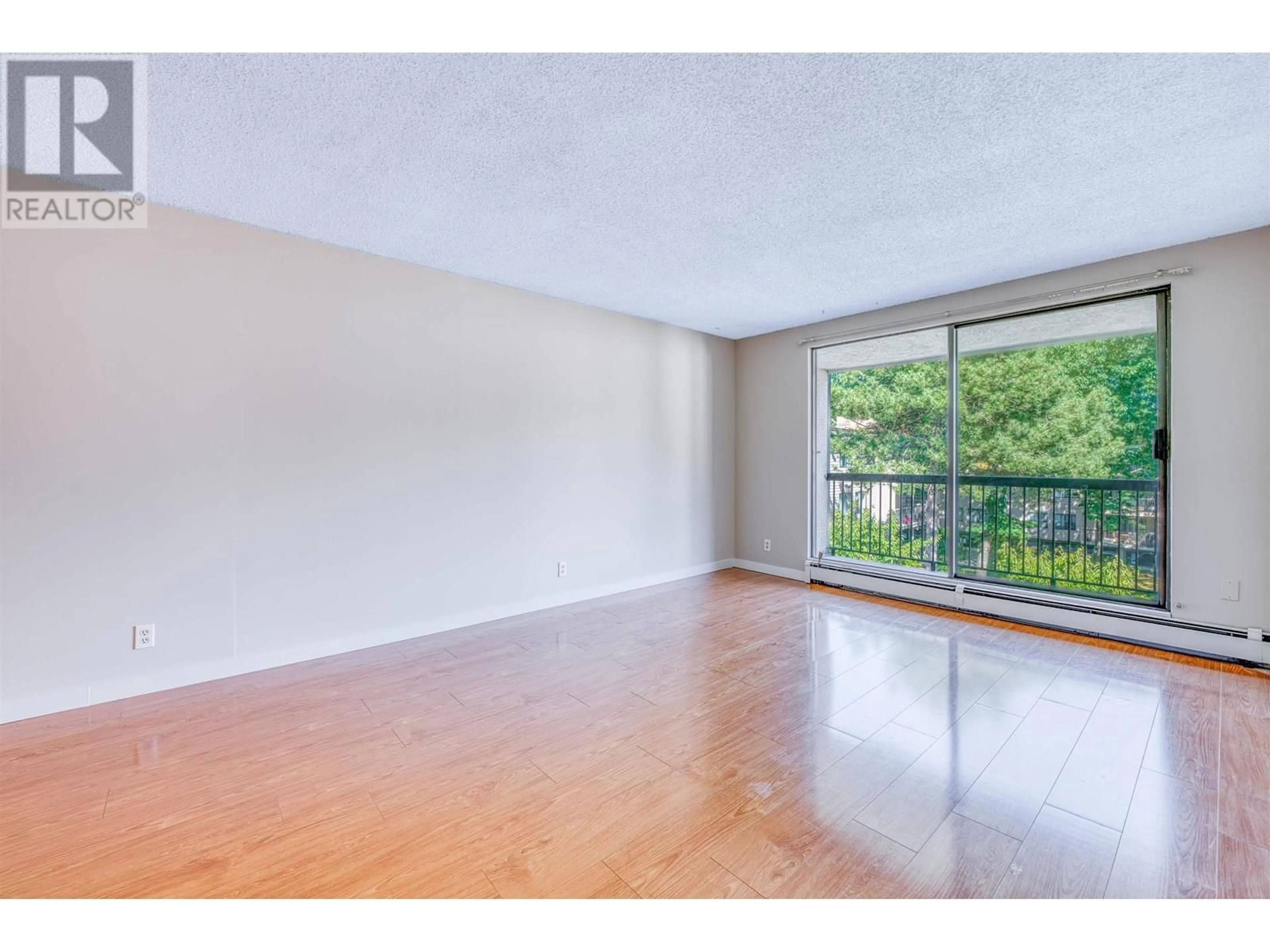 A pic of a room for 306 - 5500 COONEY ROAD, Richmond British Columbia V6X3E5