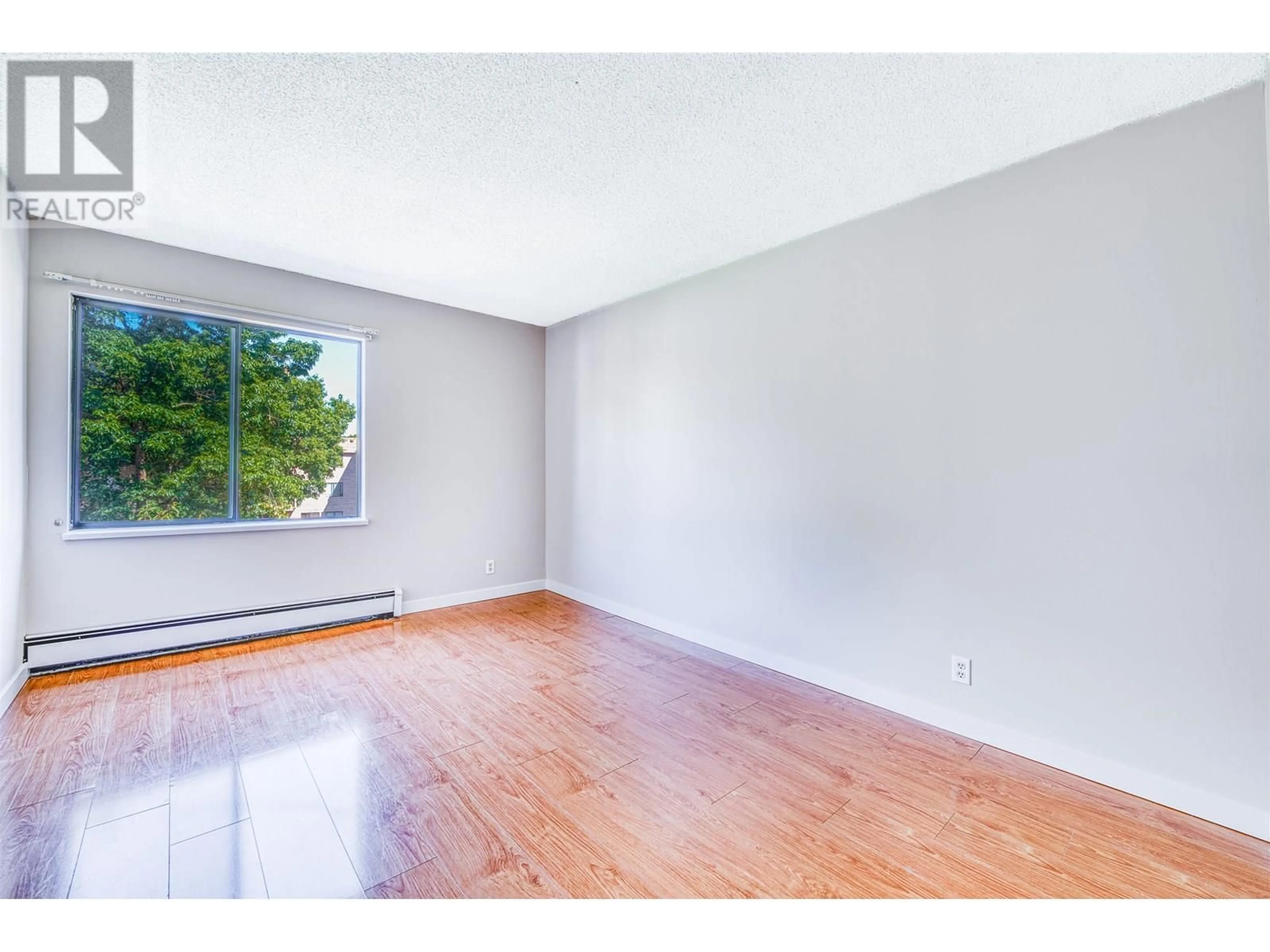 A pic of a room for 306 - 5500 COONEY ROAD, Richmond British Columbia V6X3E5