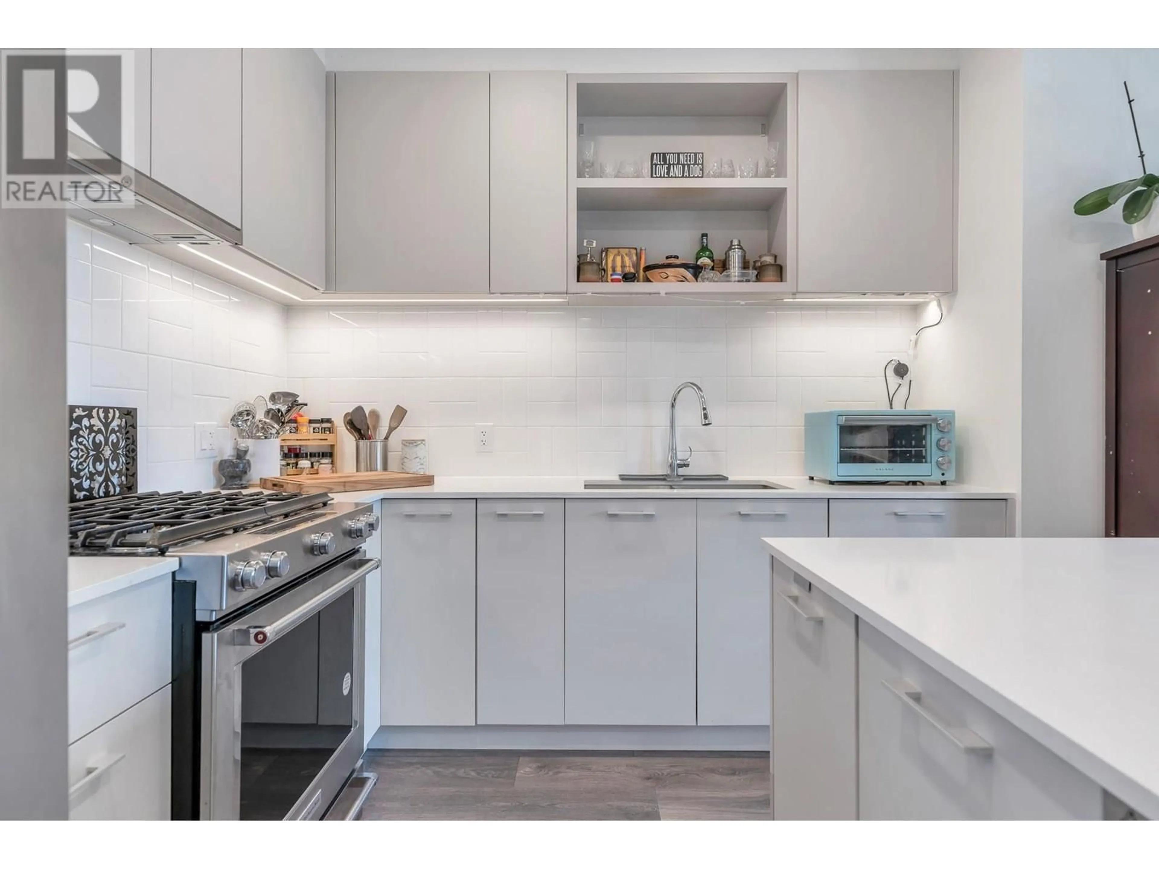 Standard kitchen, unknown for 217 - 741 ANSKAR COURT, Coquitlam British Columbia V3J4J3
