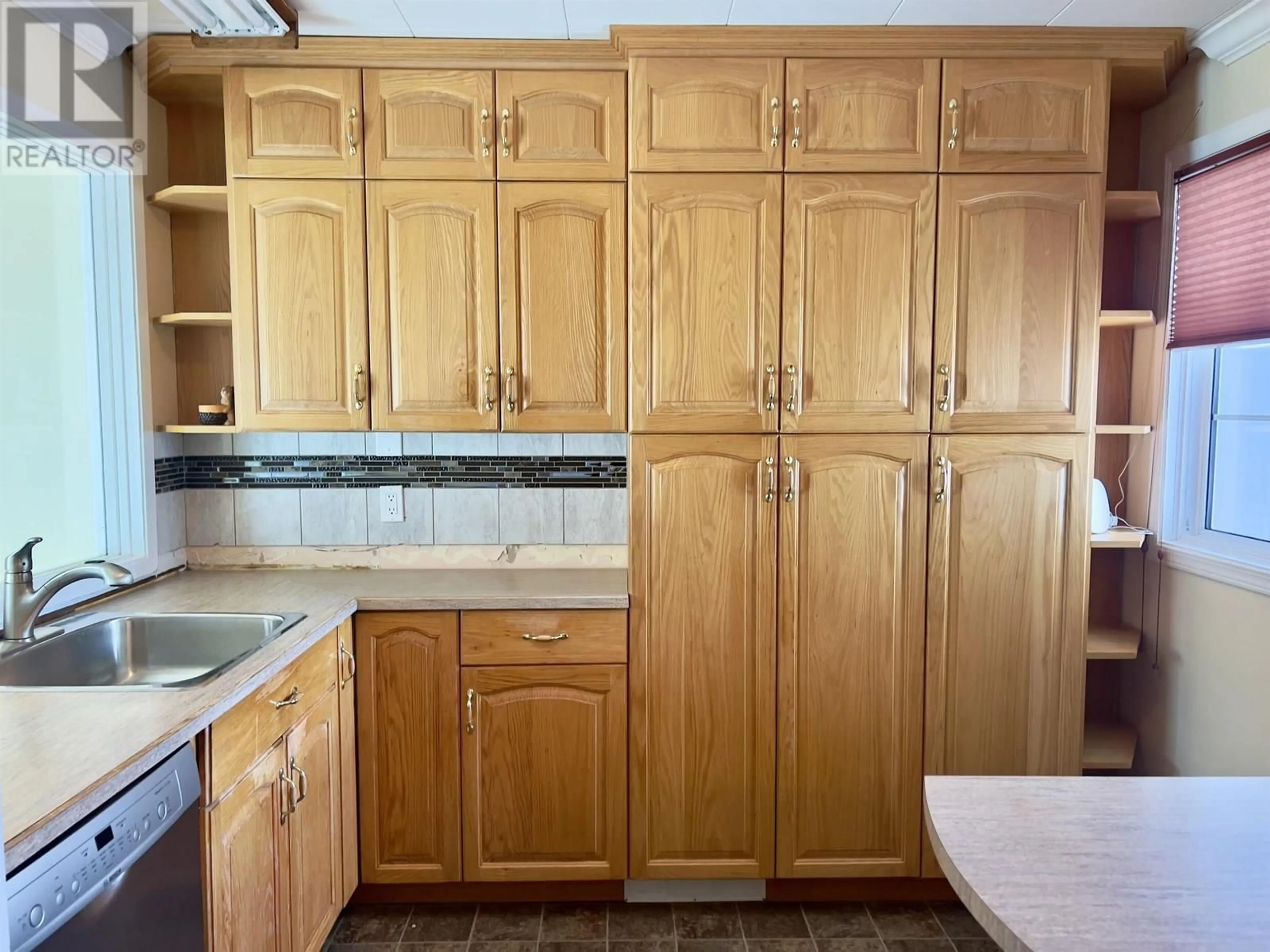 Standard kitchen, unknown for 2 MORGAN STREET, Kitimat British Columbia V8C1J3