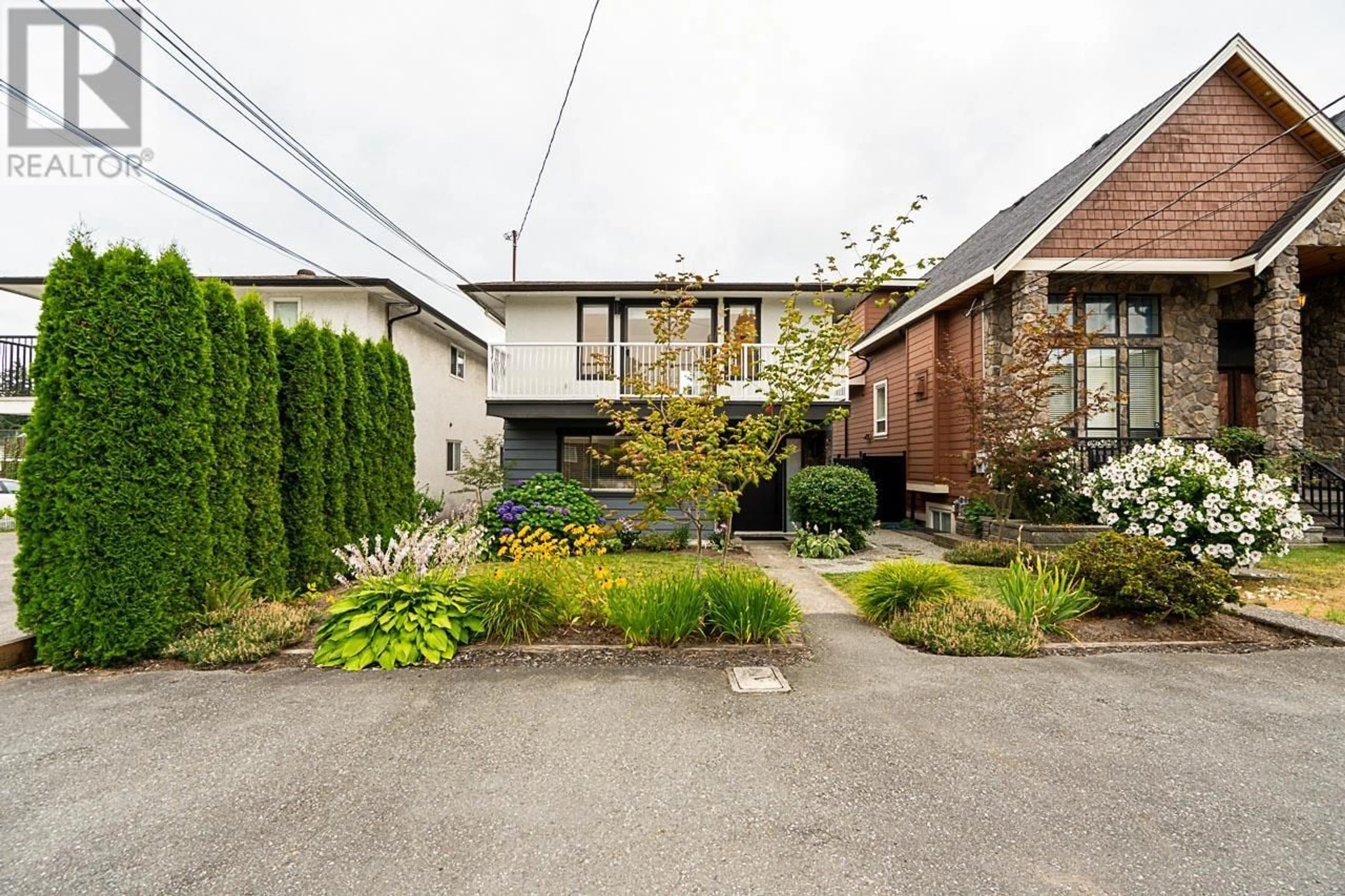 Patio, street for 1822 FRASER AVENUE, Port Coquitlam British Columbia V3B1N1