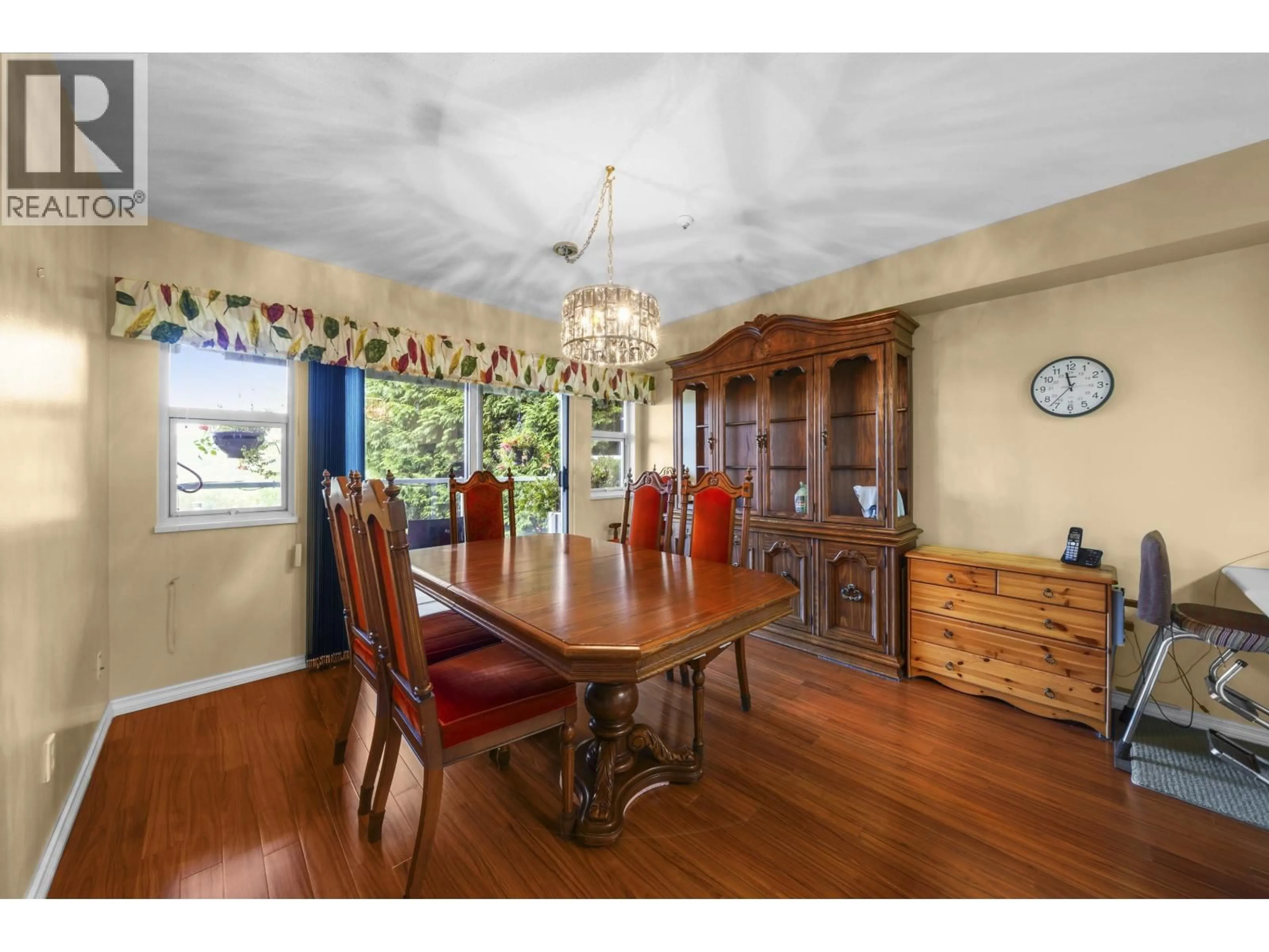 Dining room, wood/laminate floor for 1105 BENNET DRIVE, Port Coquitlam British Columbia V3C6H2