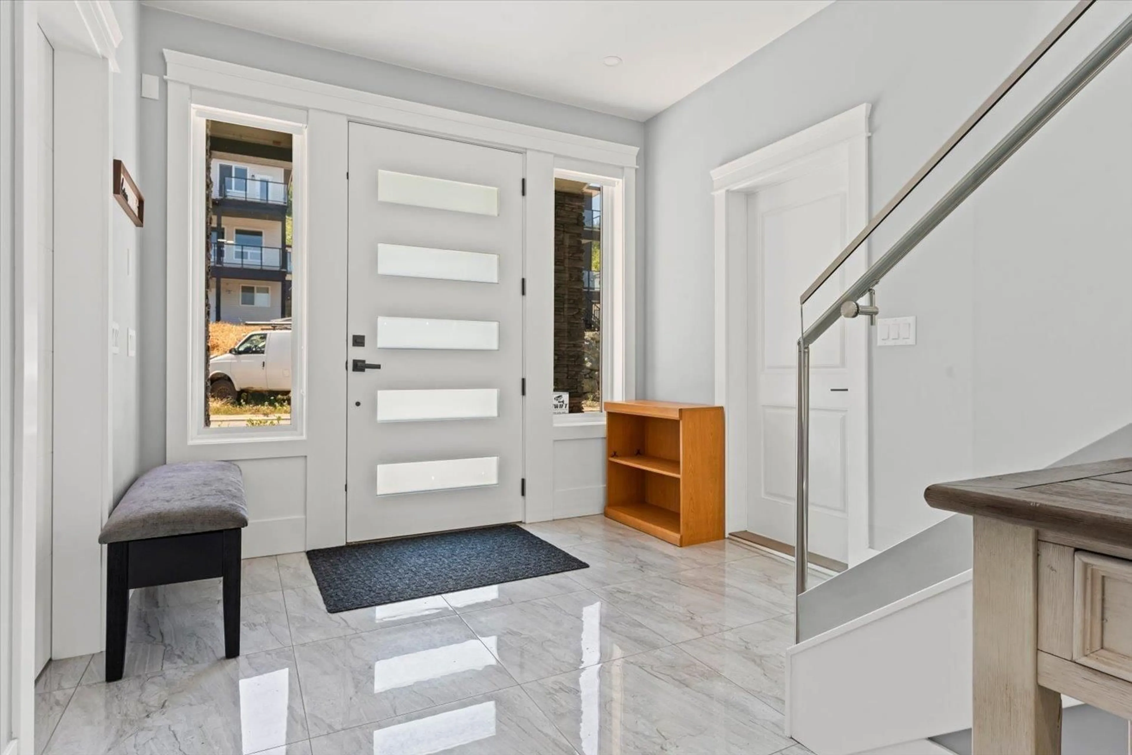 Indoor entryway for 8214 NIXON ROAD, Chilliwack British Columbia V4Z0E4