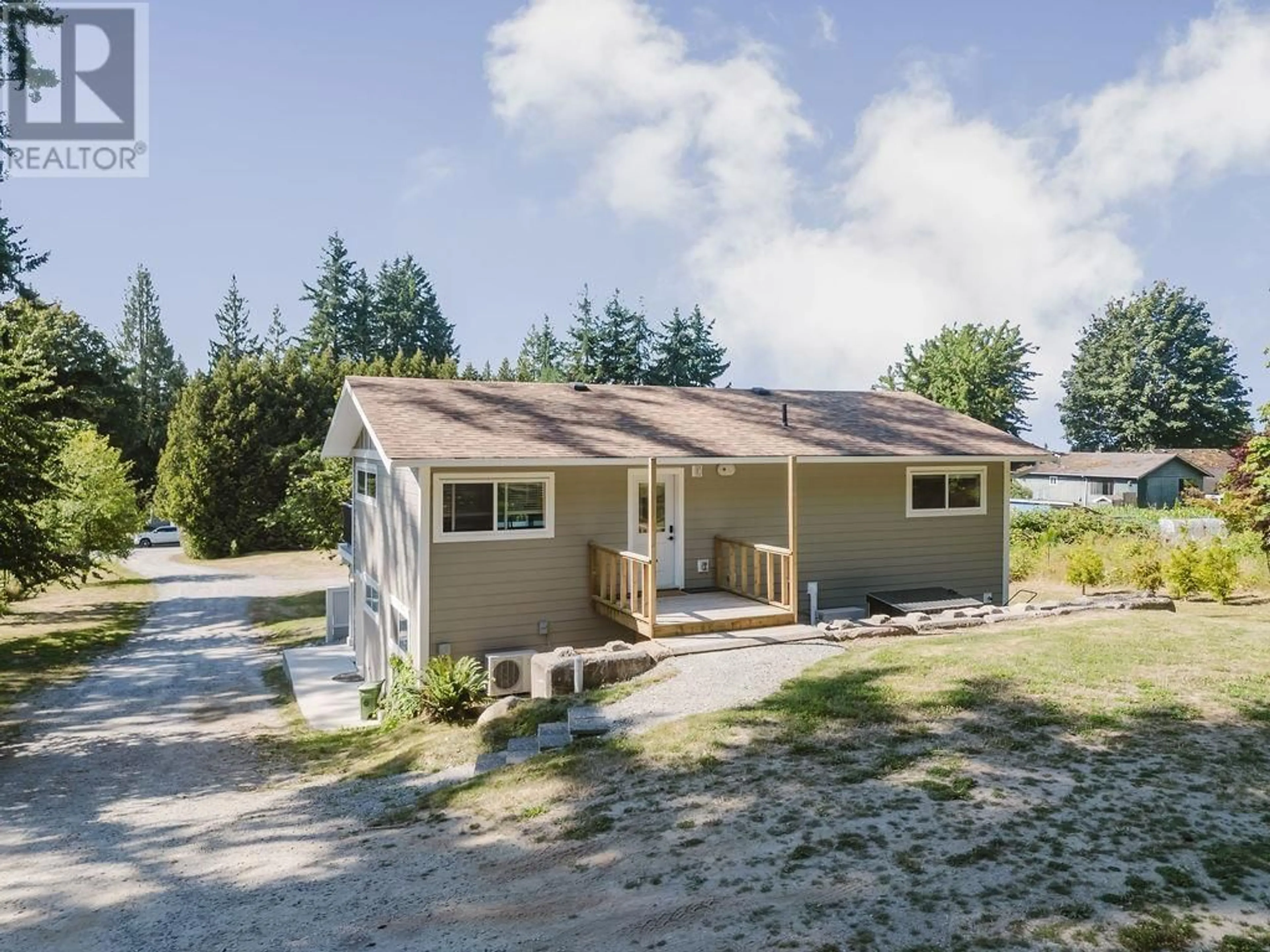 A pic from outside/outdoor area/front of a property/back of a property/a pic from drone, street for 970 CEMETERY ROAD, Gibsons British Columbia V0N1V7
