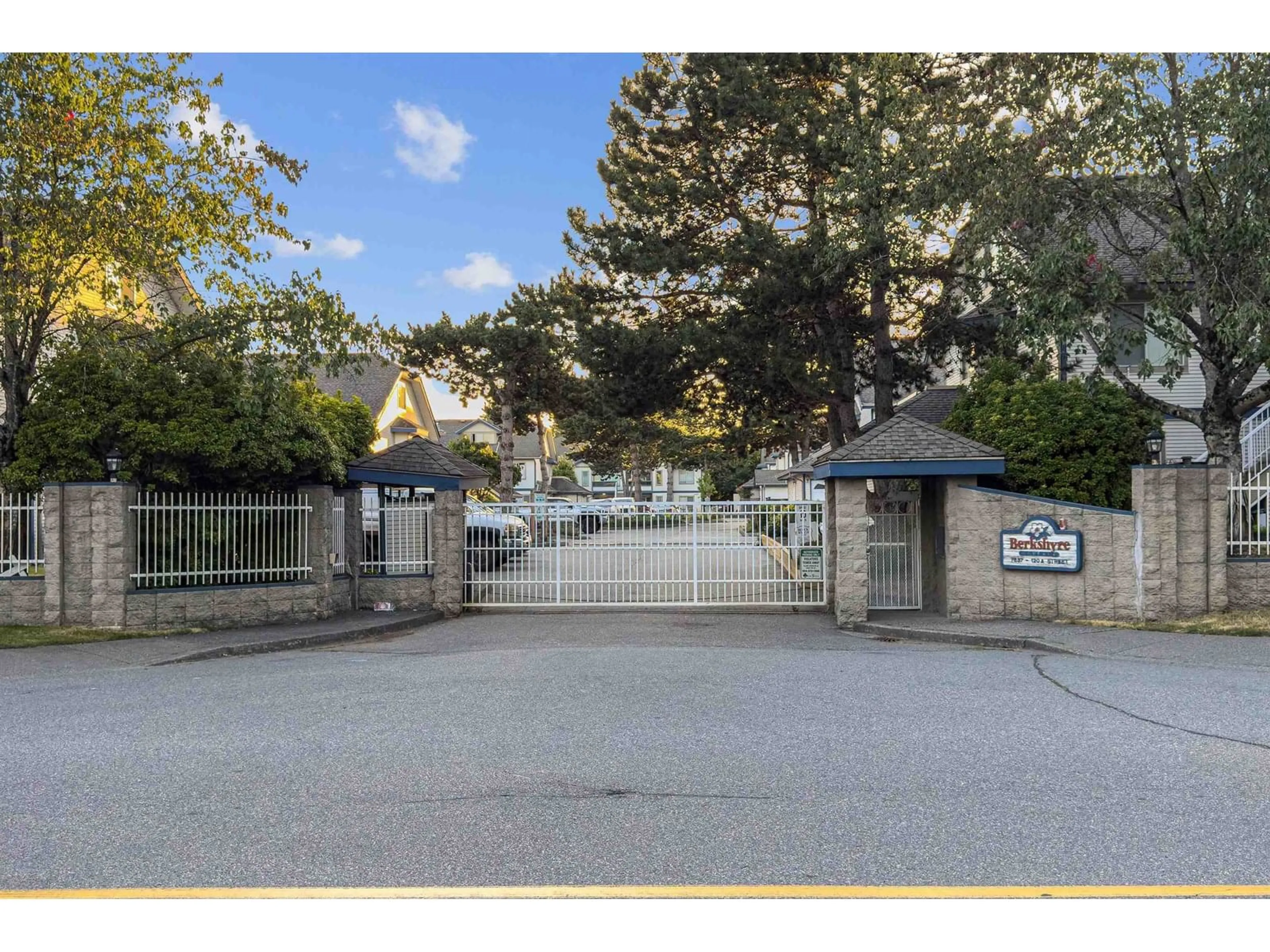 Unknown for 113 - 7837 120A, Surrey British Columbia V3W0W9