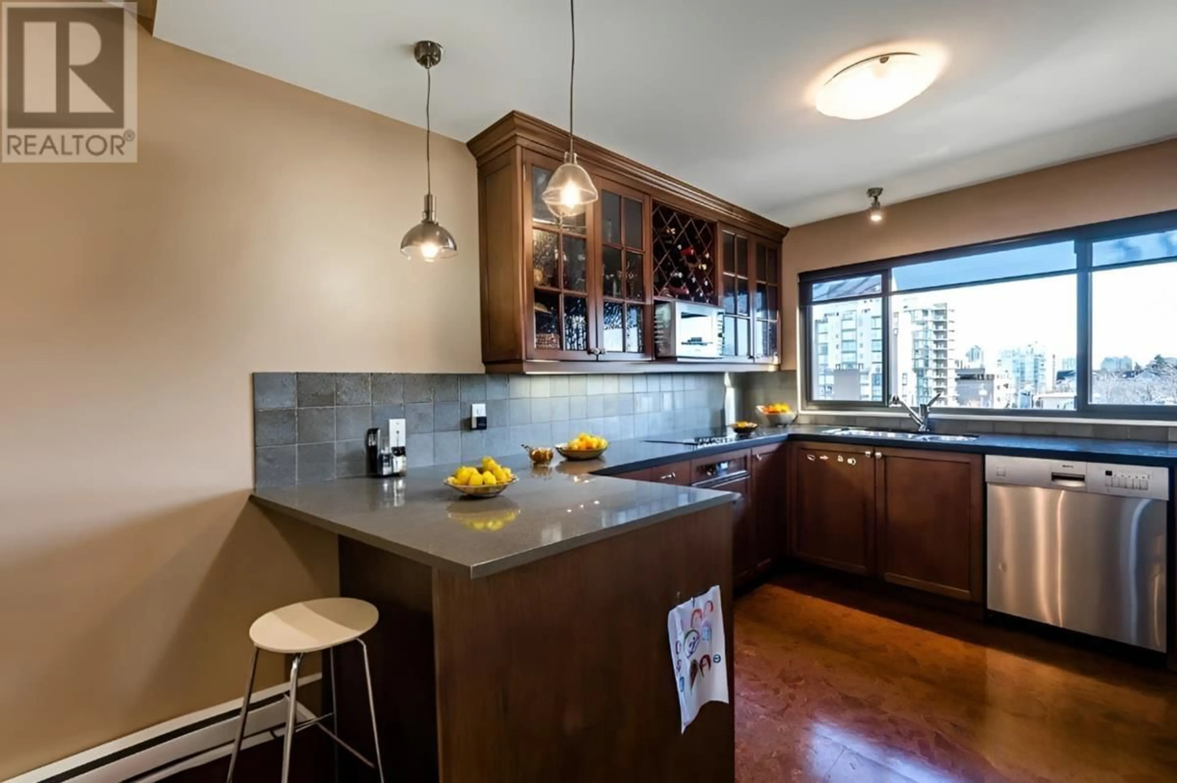 Unknown for 801 - 1337 10TH AVENUE, Vancouver British Columbia V6H1J7