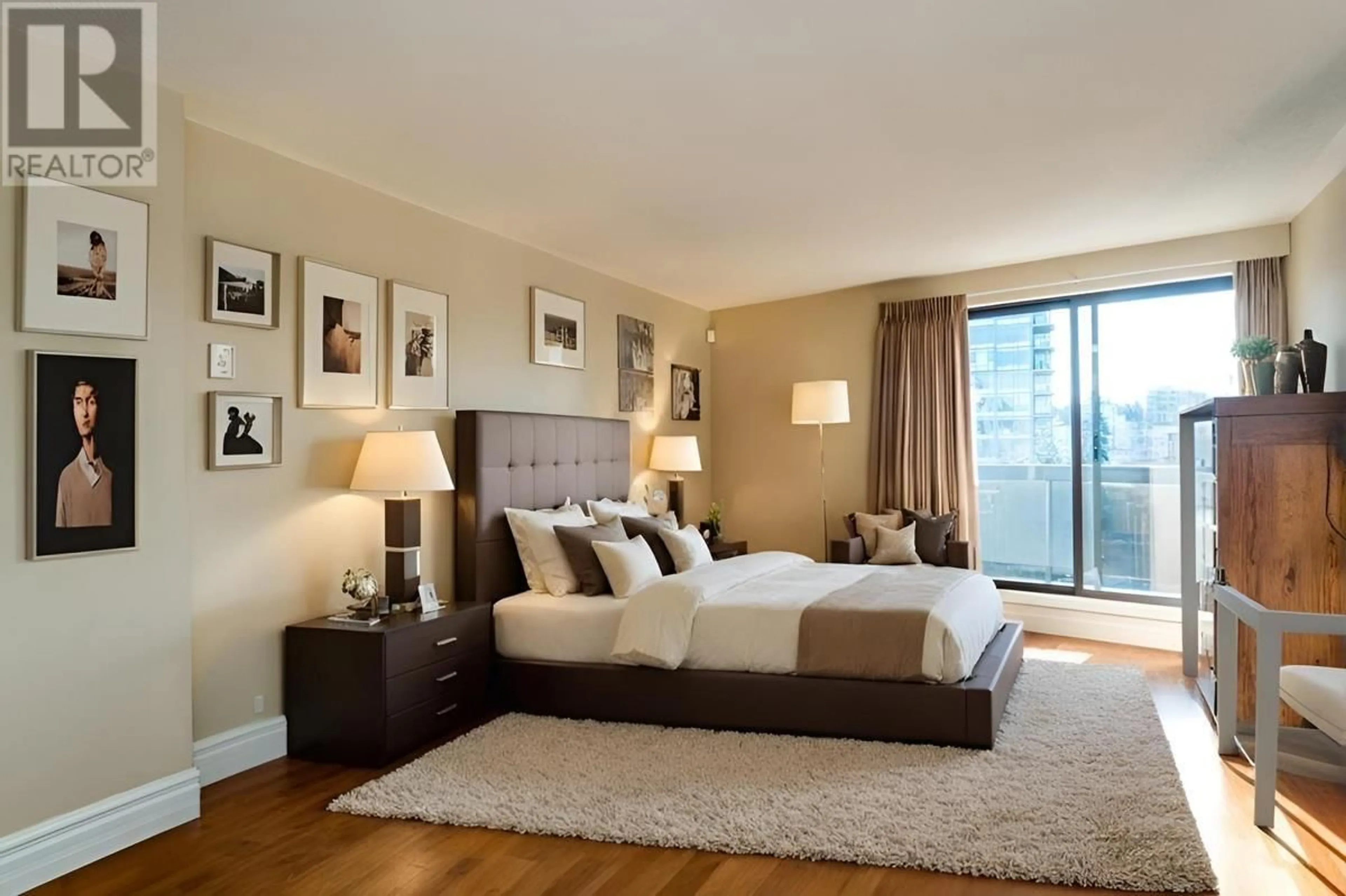 Bedroom with bed, carpet floor for 801 - 1337 10TH AVENUE, Vancouver British Columbia V6H1J7