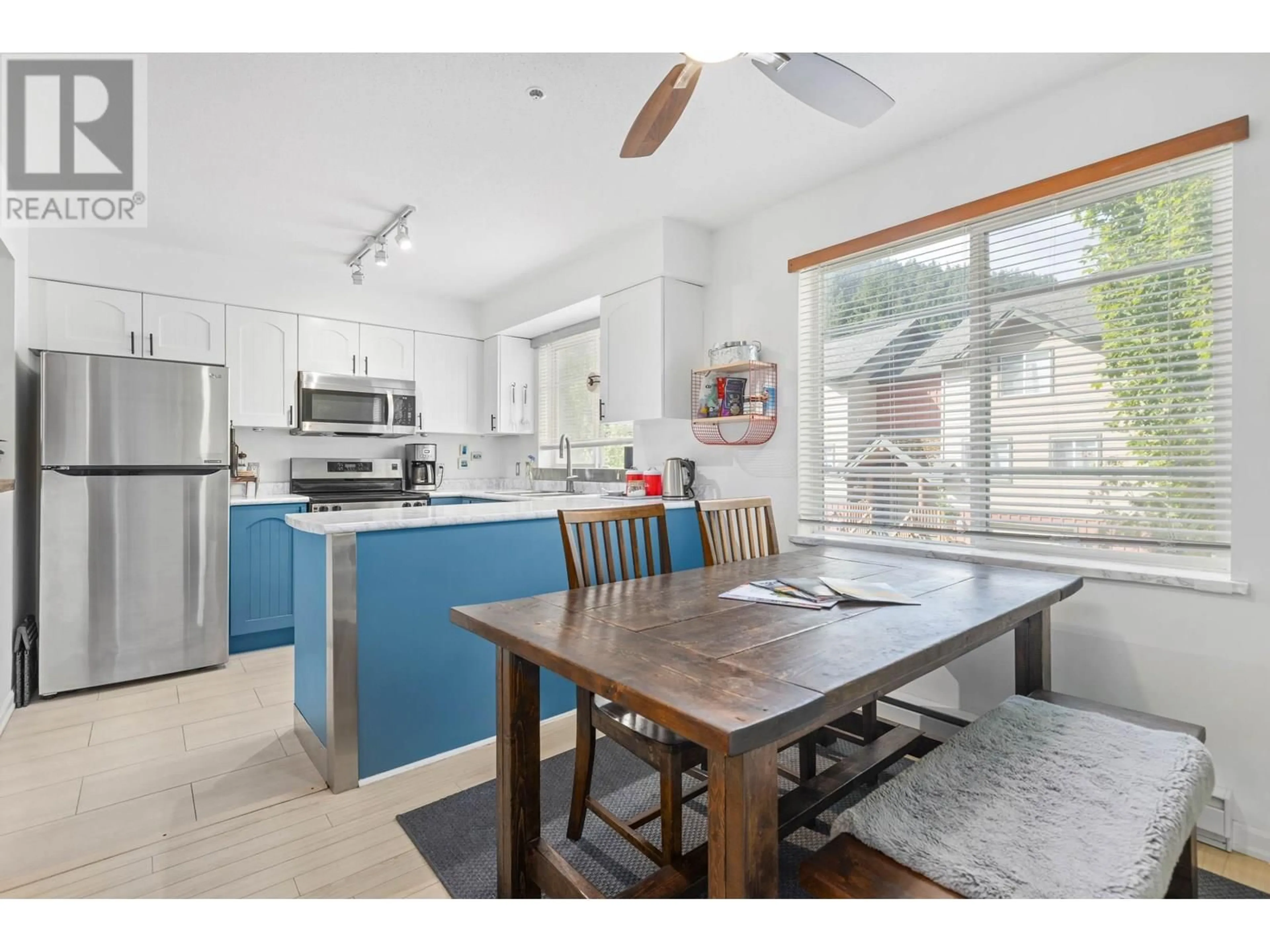 Open concept kitchen, unknown for 23 - 1450 VINE ROAD, Pemberton British Columbia V0N2L1