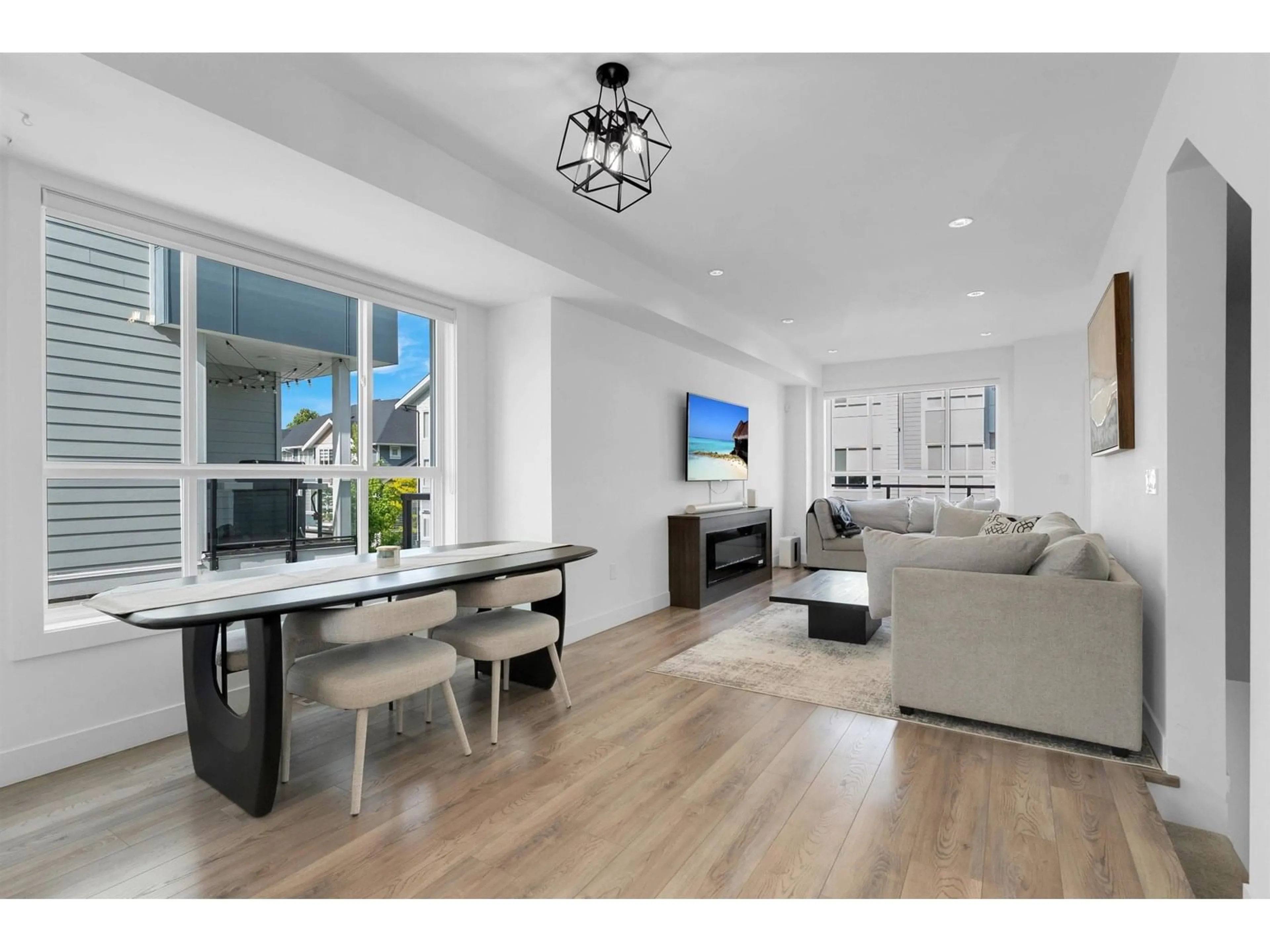 A pic of a room for 4 - 7050 188, Surrey British Columbia V4N3G6