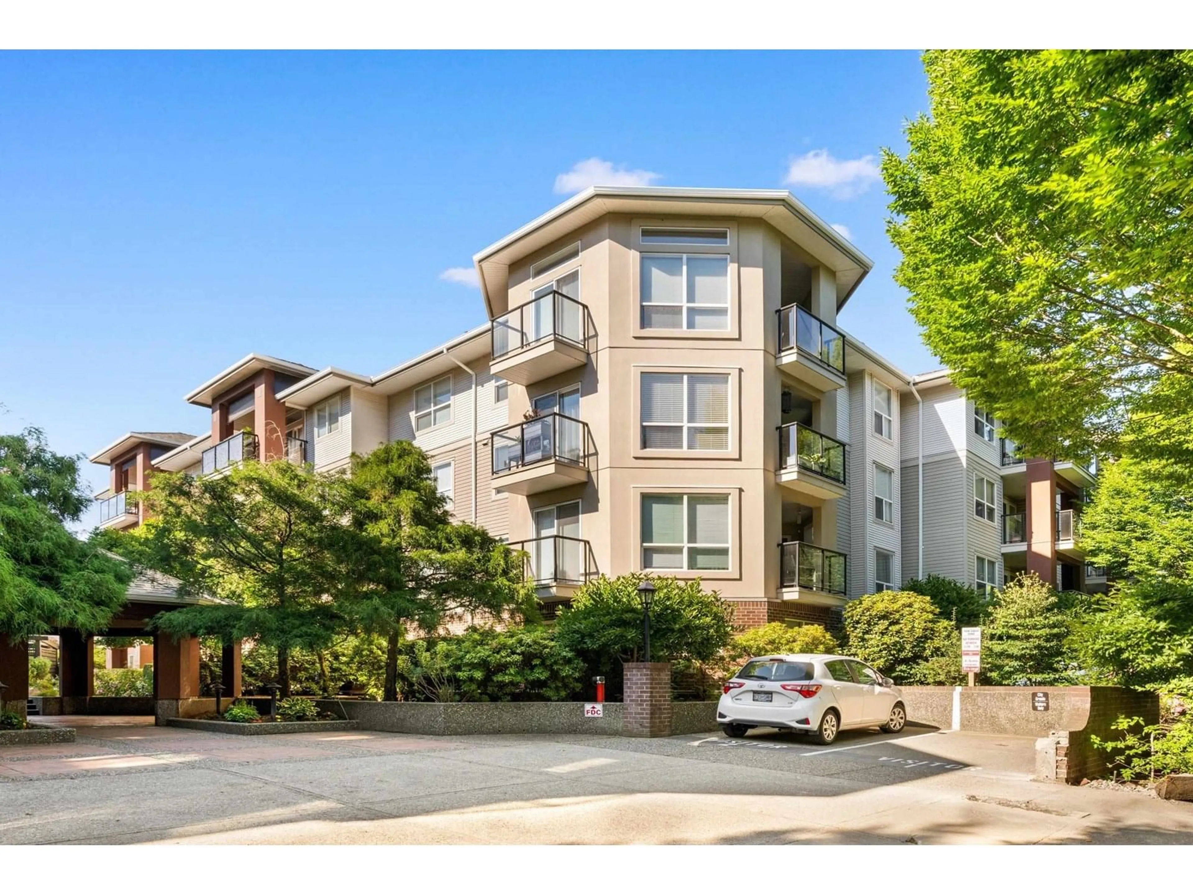 A pic from outside/outdoor area/front of a property/back of a property/a pic from drone, unknown for 112 - 20259 MICHAUD, Langley British Columbia V3A8L1