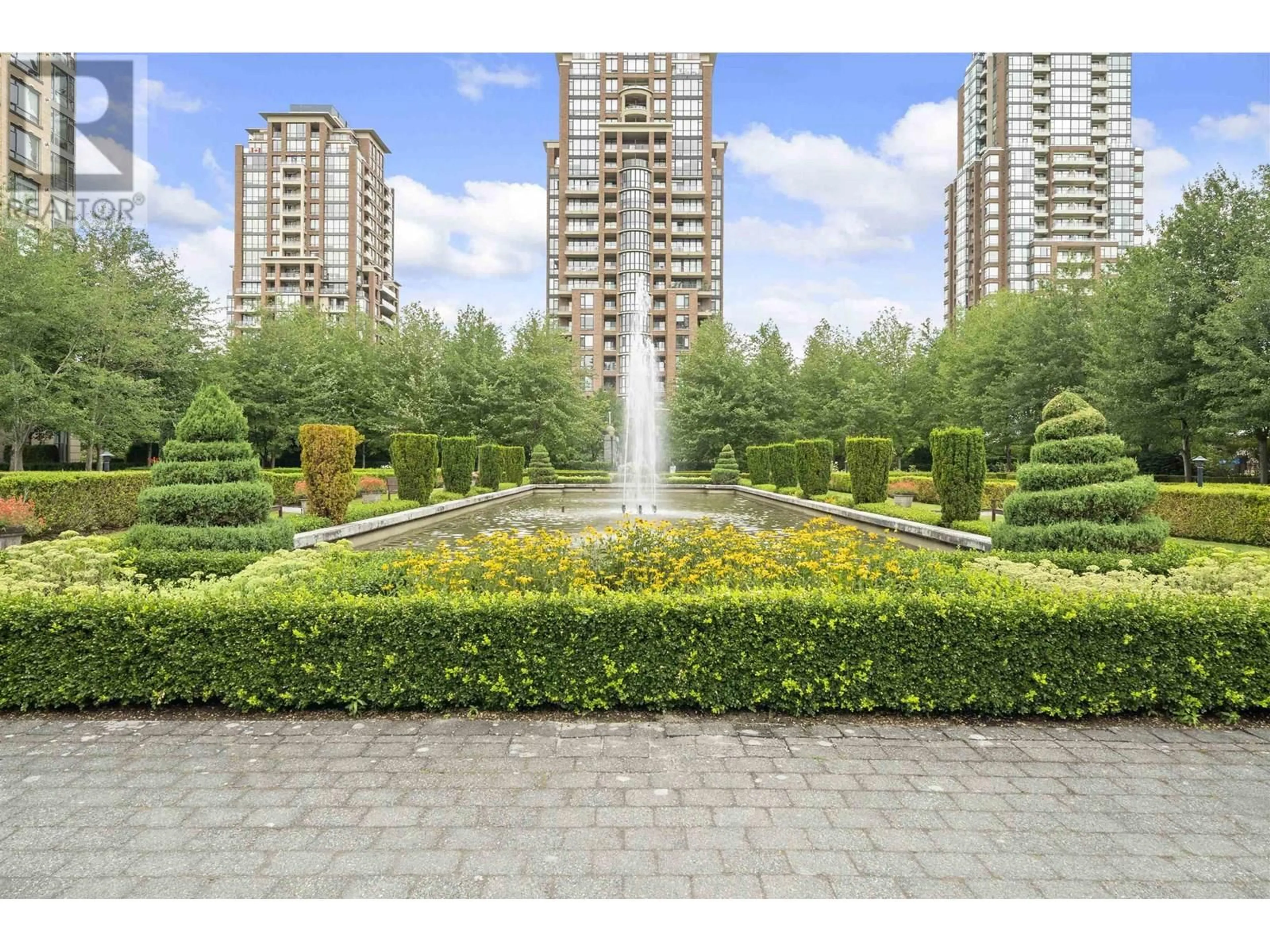 Patio, unknown for 2003 - 6823 STATION HILL DRIVE, Burnaby British Columbia V3N0A9