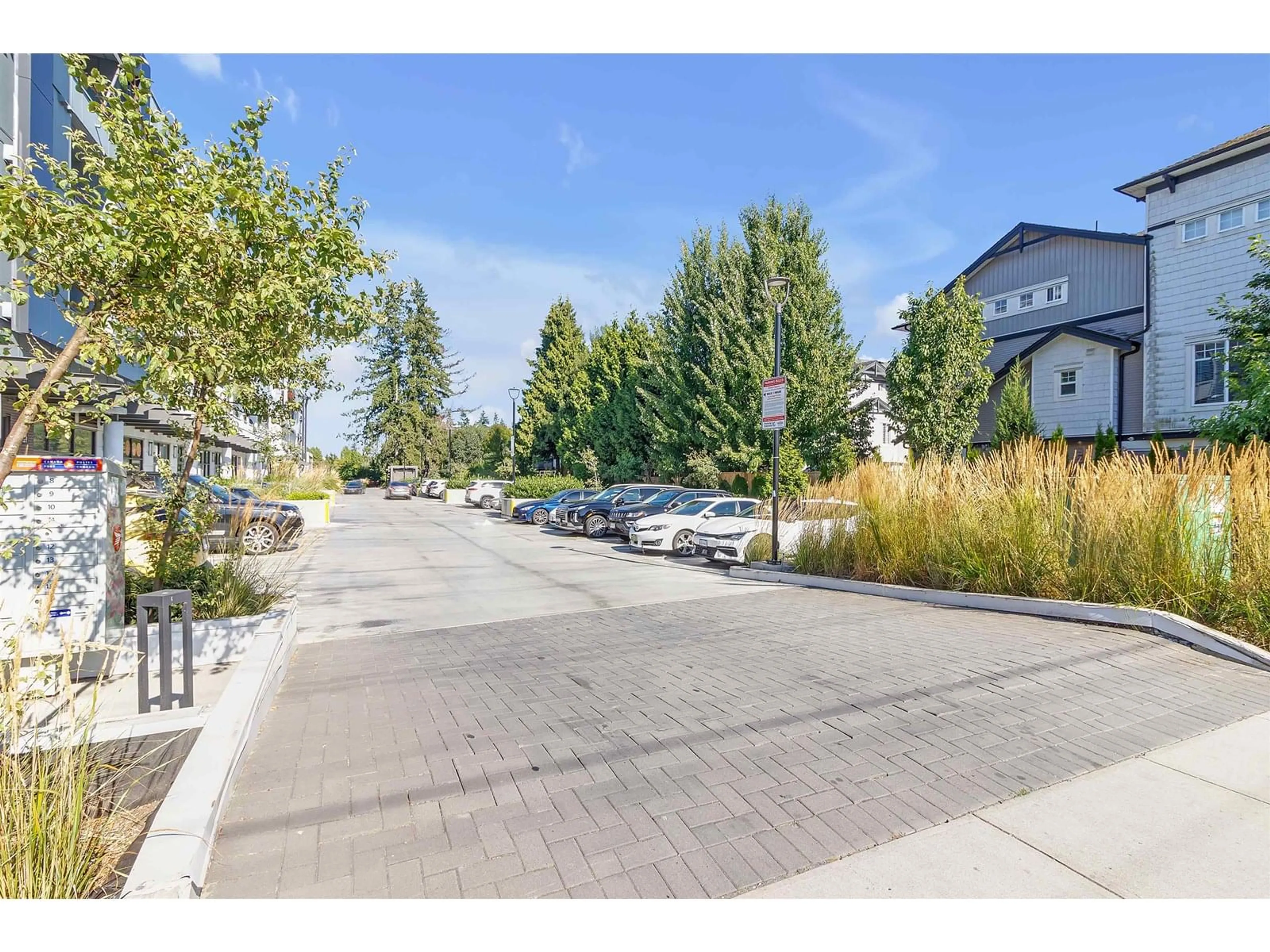 Unknown for 405 - 14438 72 AVE, Surrey British Columbia V3S0B6
