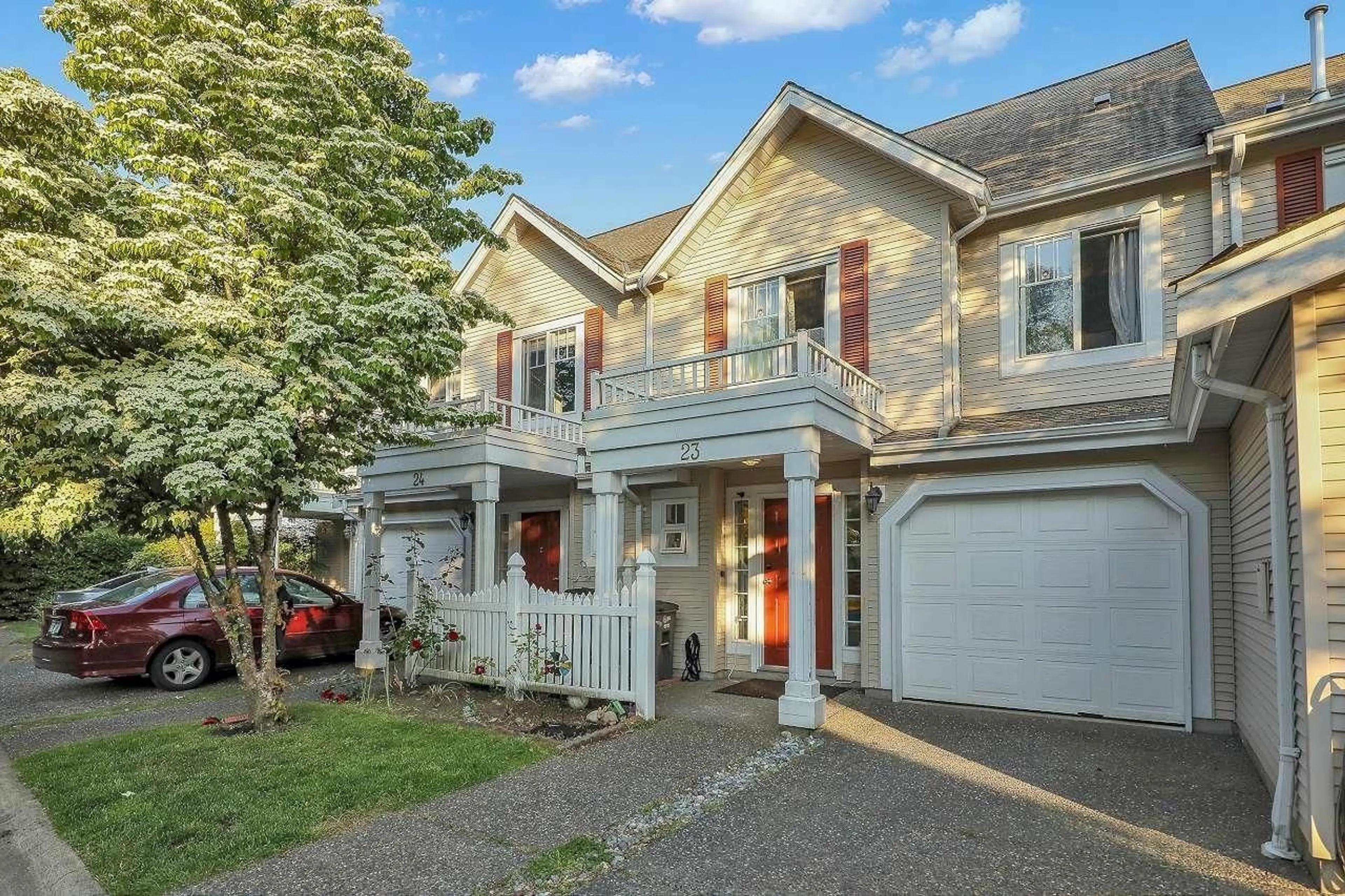 Home with brick exterior material, street for 23 - 13499 92, Surrey British Columbia V3V8B7
