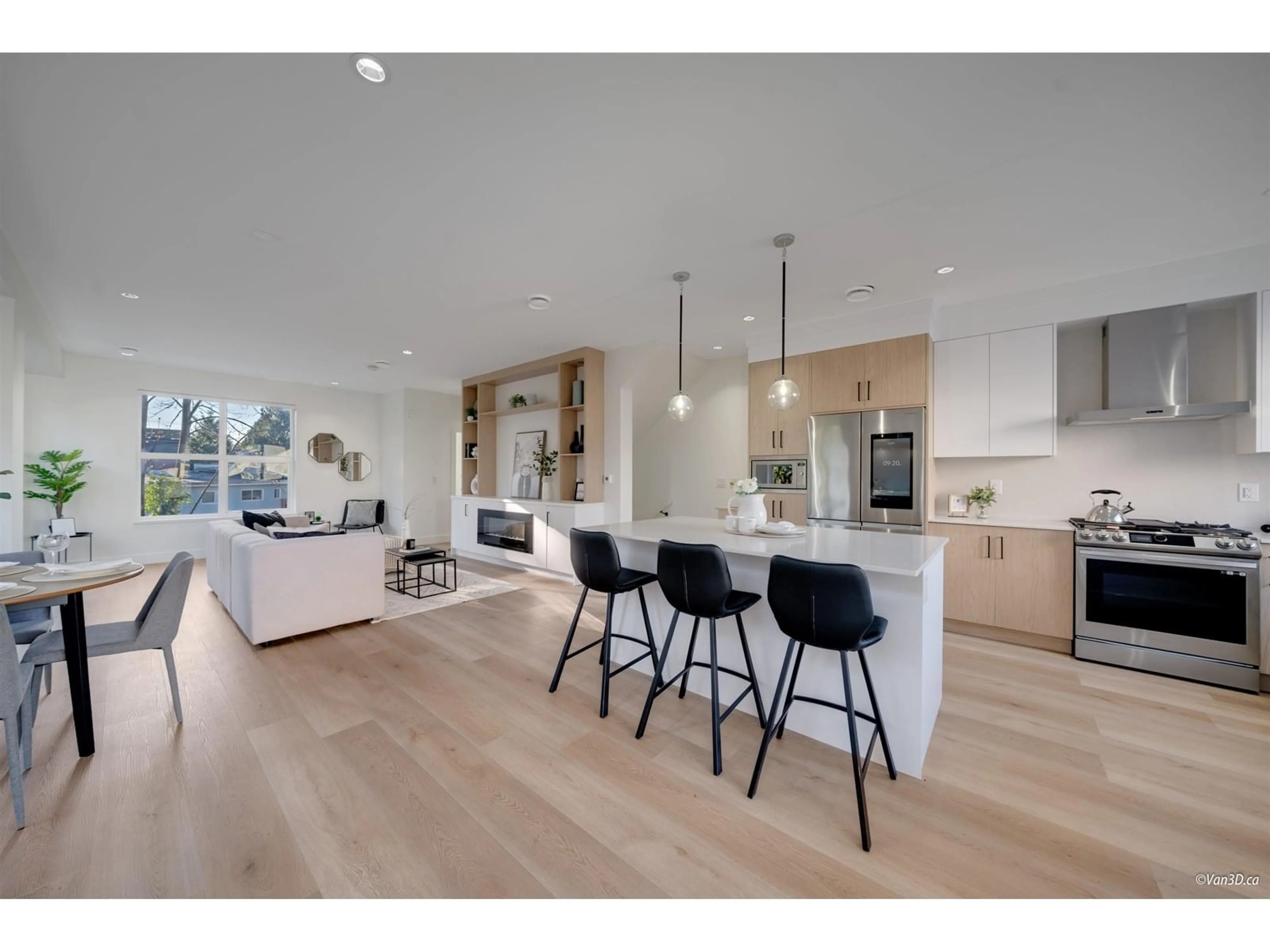 Open concept kitchen, wood/laminate floor for 33 - 12585 104A, Surrey British Columbia V3V0G7