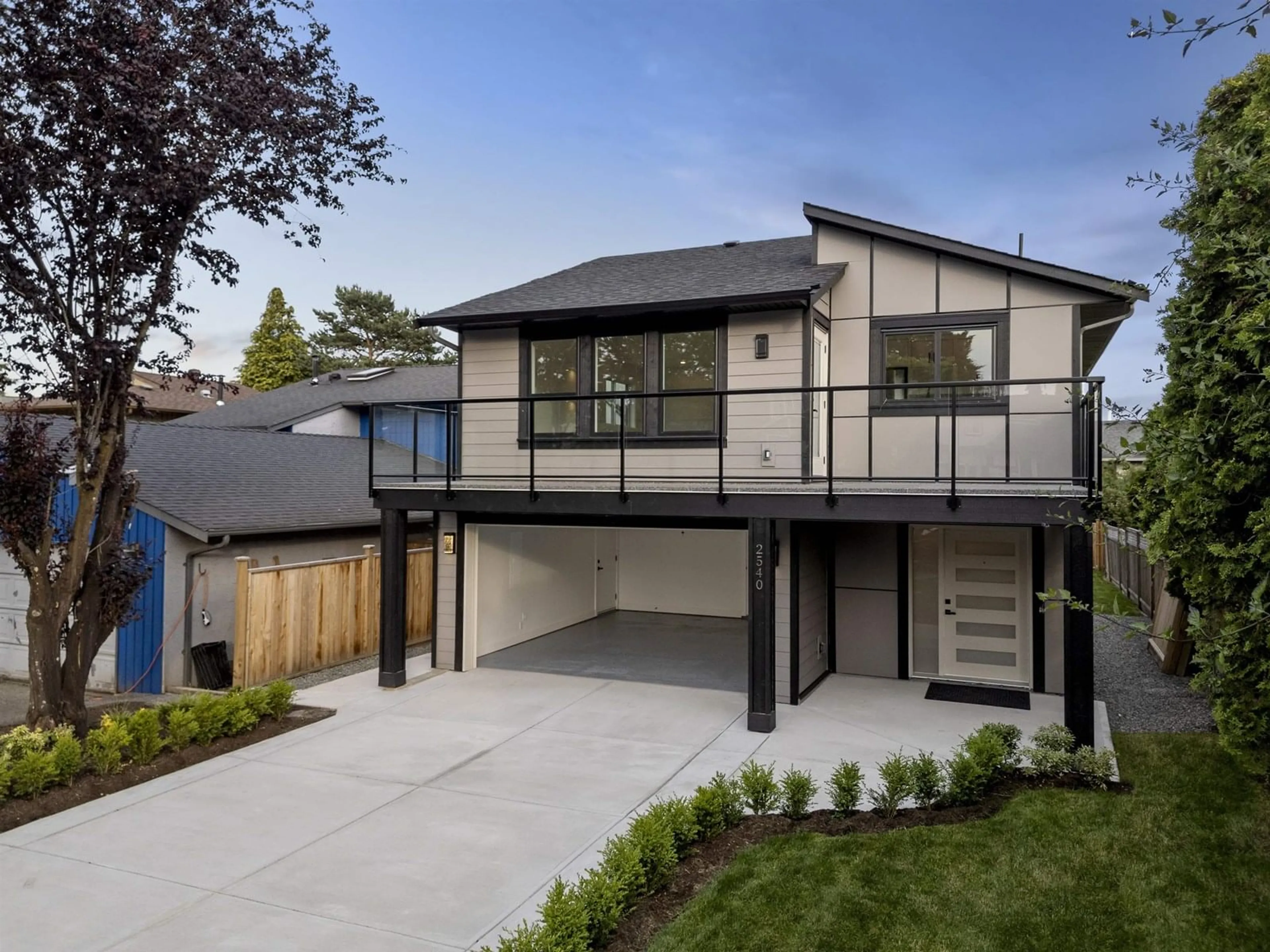 Home with brick exterior material, street for 2540 WILDING, Langley British Columbia V2Y1E5