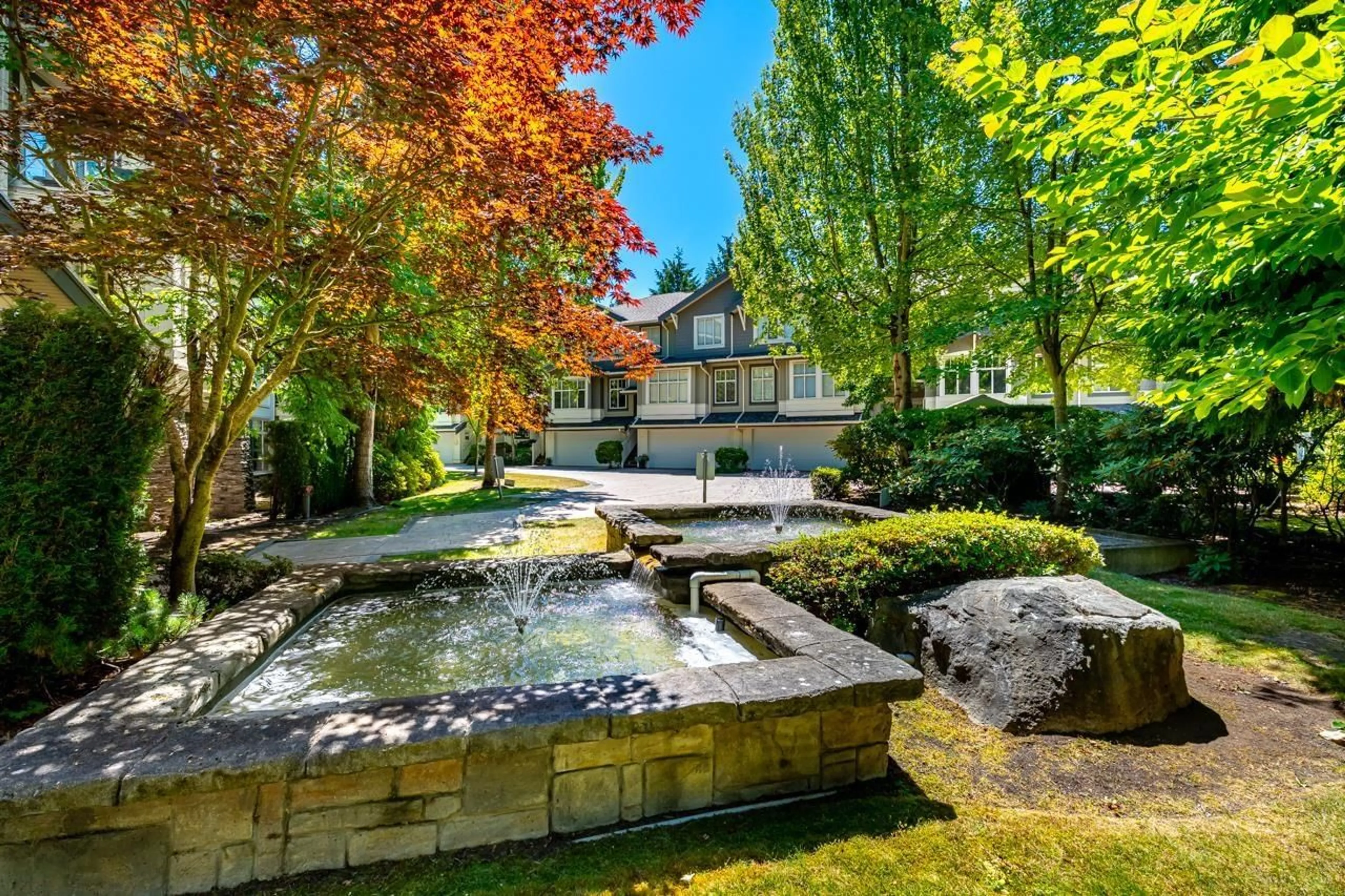 Patio, water/lake/river/ocean view for 405 - 2151 151A, Surrey British Columbia V4A7C6