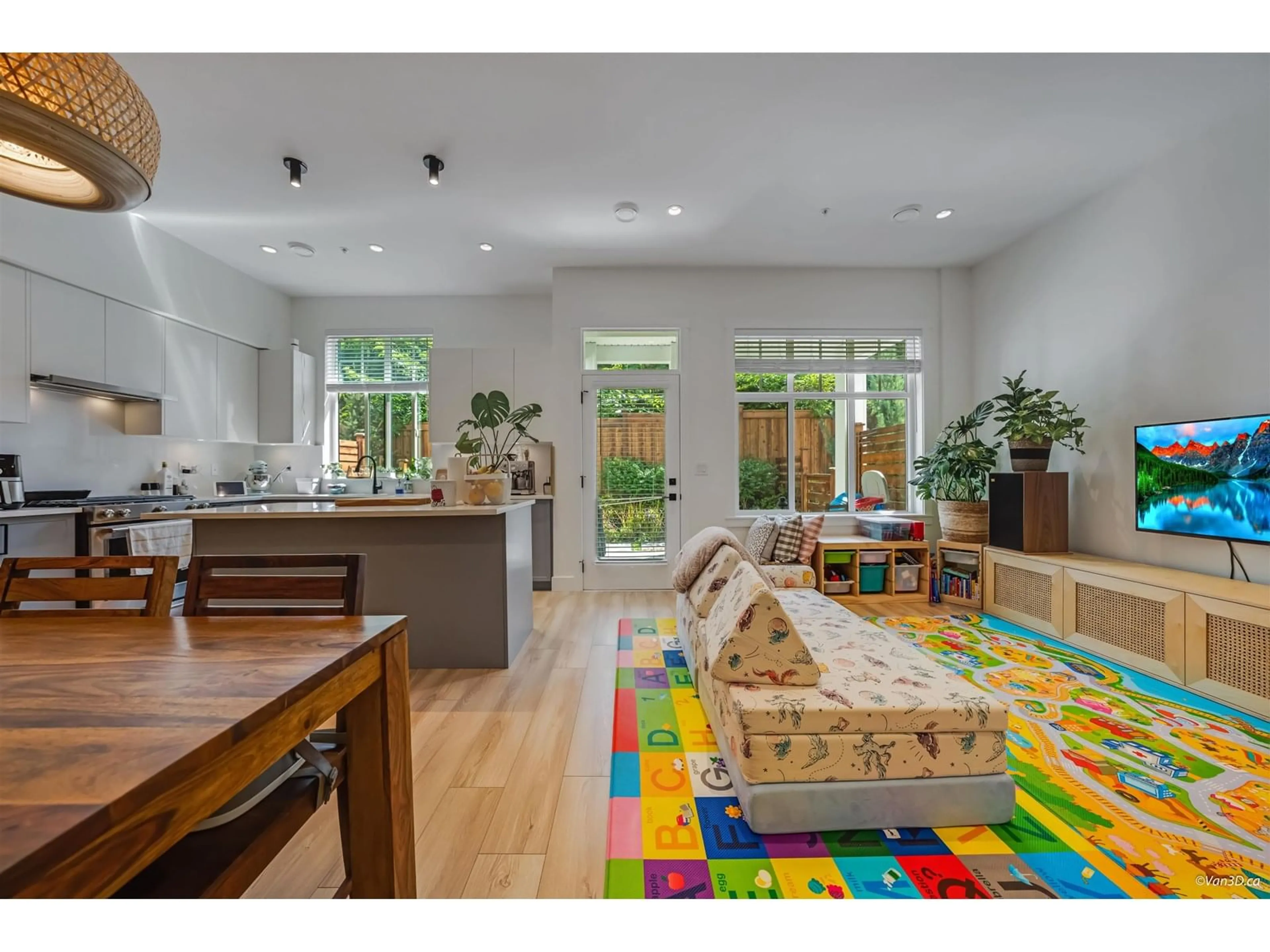 Open concept kitchen, unknown for 83 - 7640 197, Langley British Columbia V2Y3W2