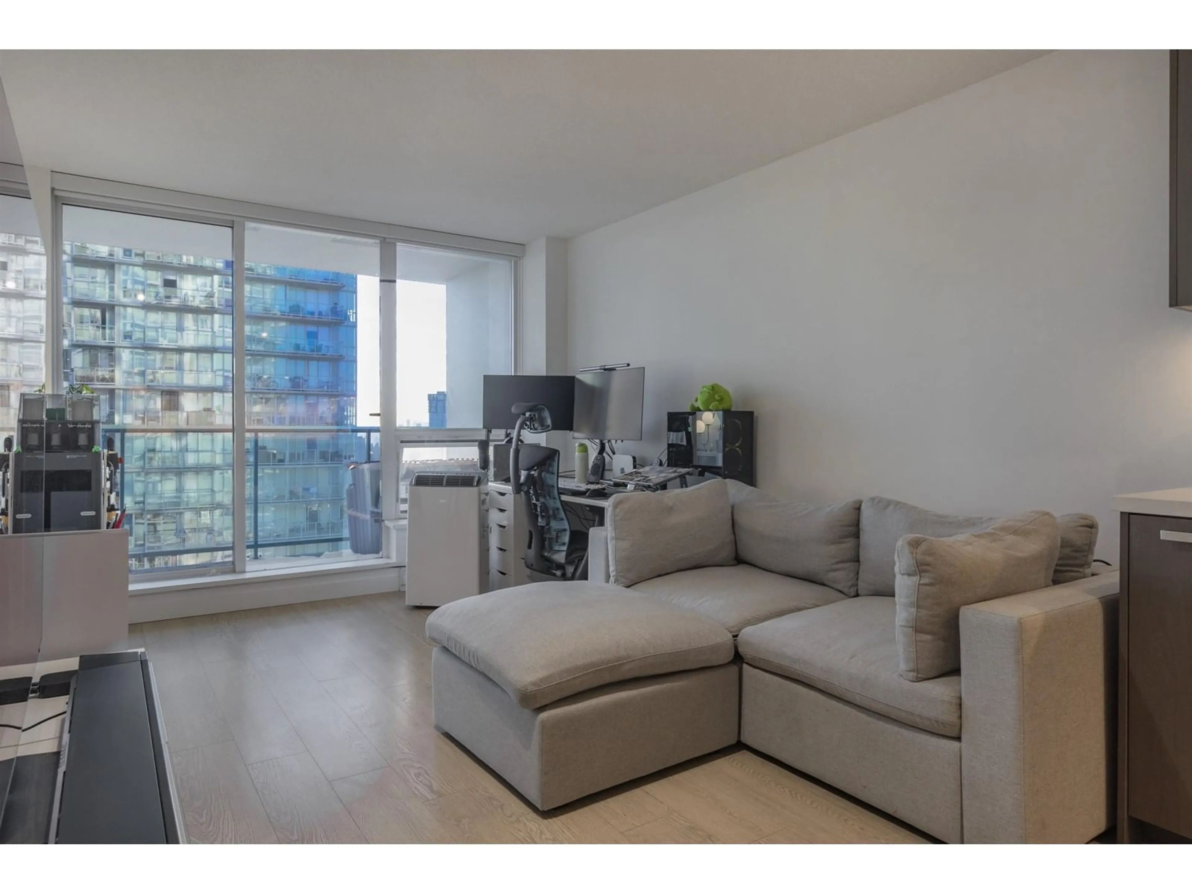 Living room with furniture, unknown for 3607 - 13696 100, Surrey British Columbia V3T0L5