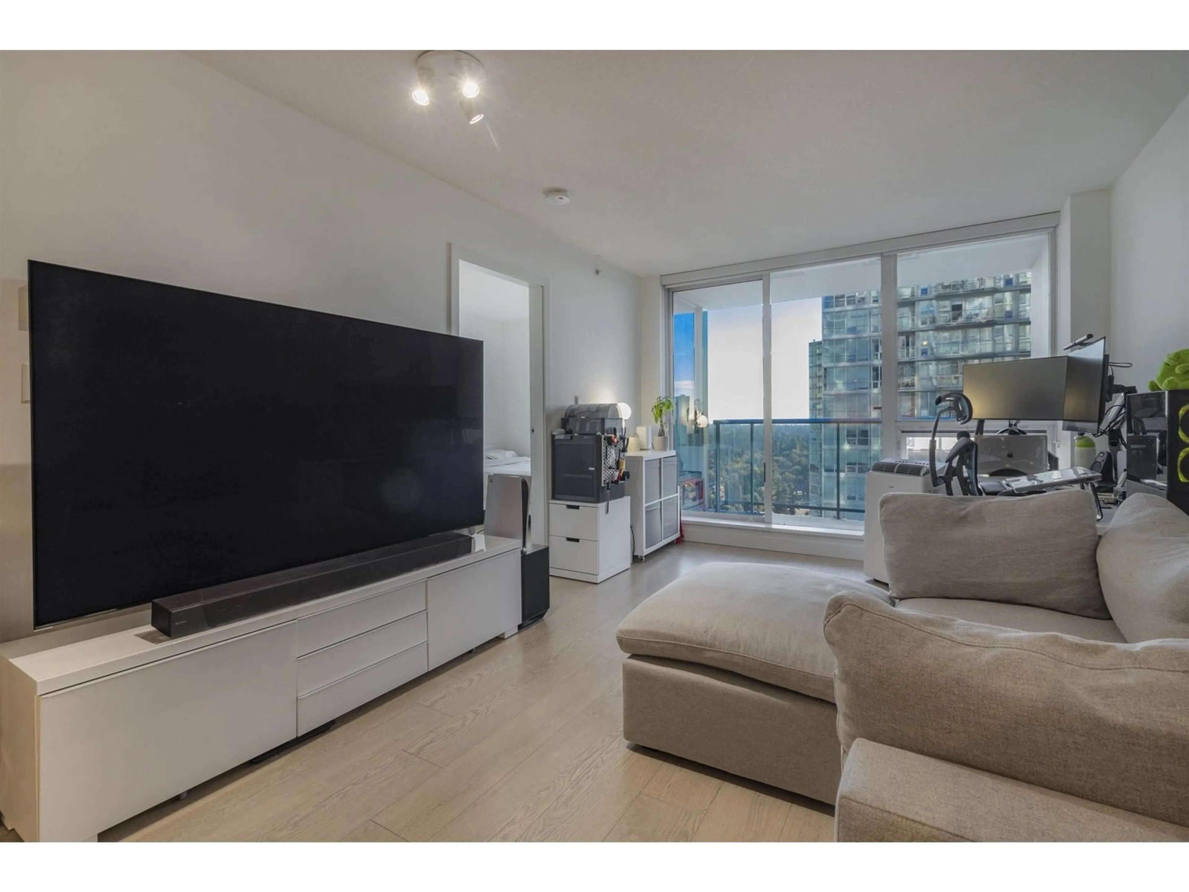Living room with furniture, unknown for 3607 - 13696 100, Surrey British Columbia V3T0L5