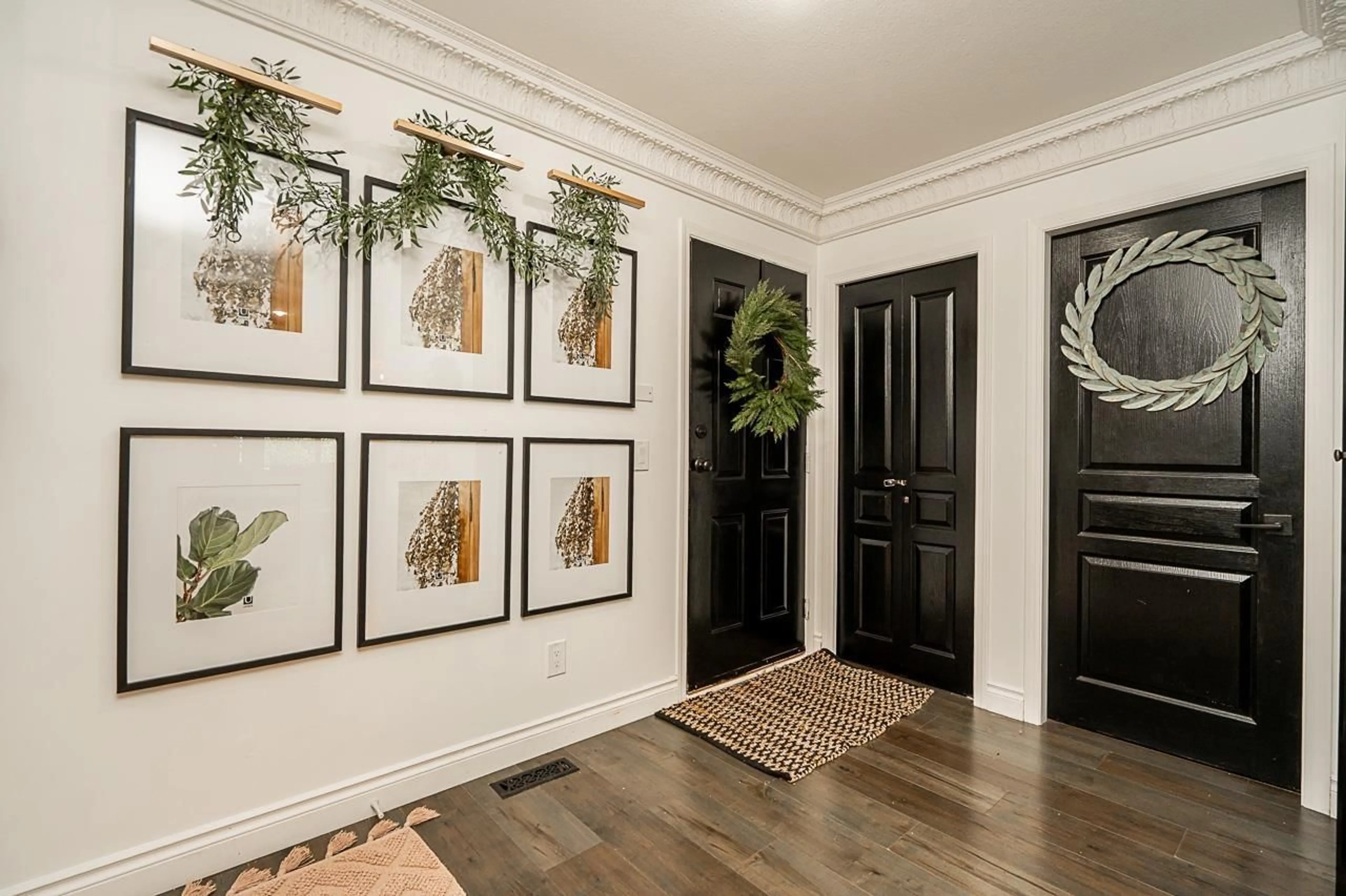 Indoor entryway for 12 - 2525 YALE, Abbotsford British Columbia V2S8G9