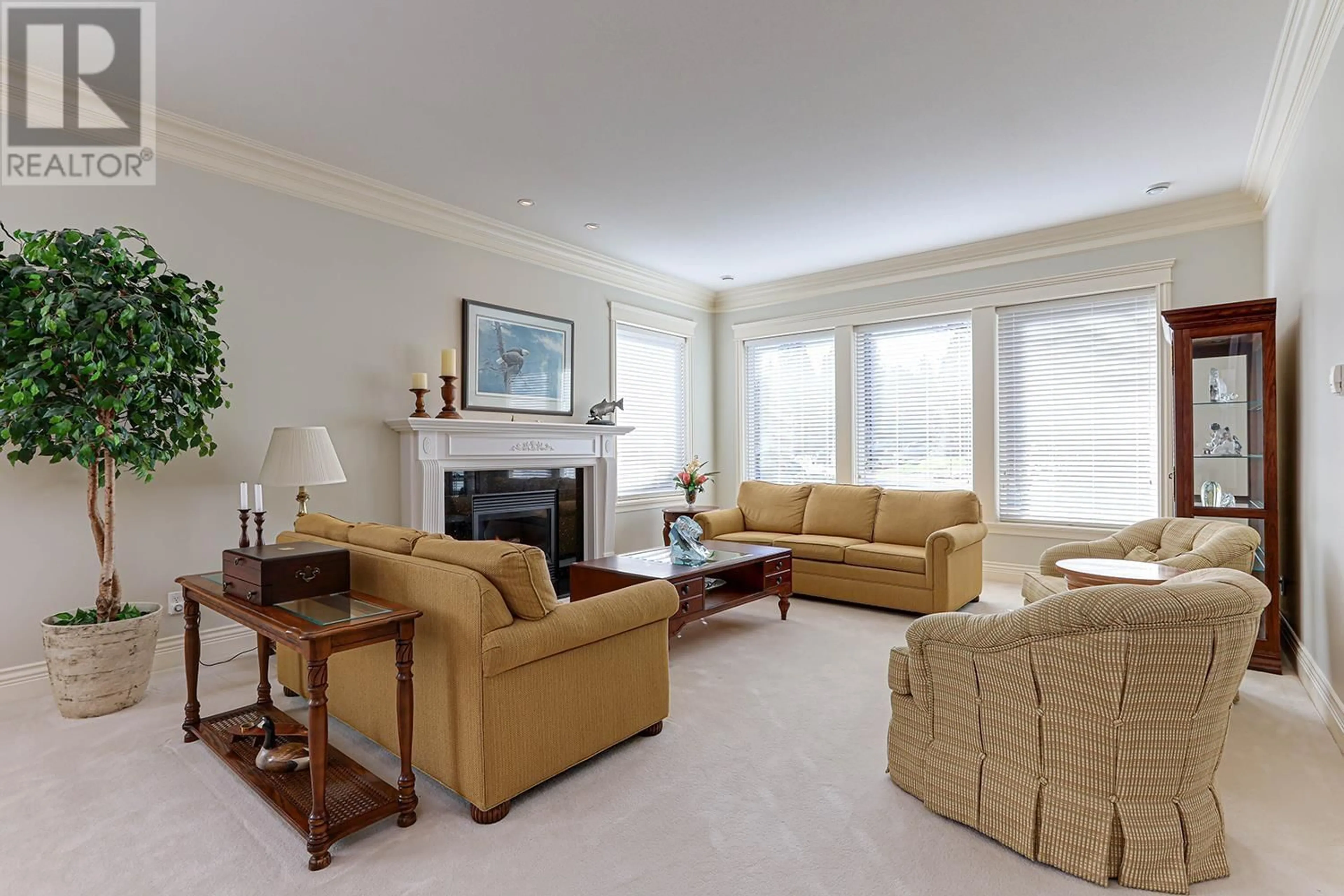Living room with furniture, unknown for 1267 PACIFIC DRIVE, Tsawwassen British Columbia V4M2K2