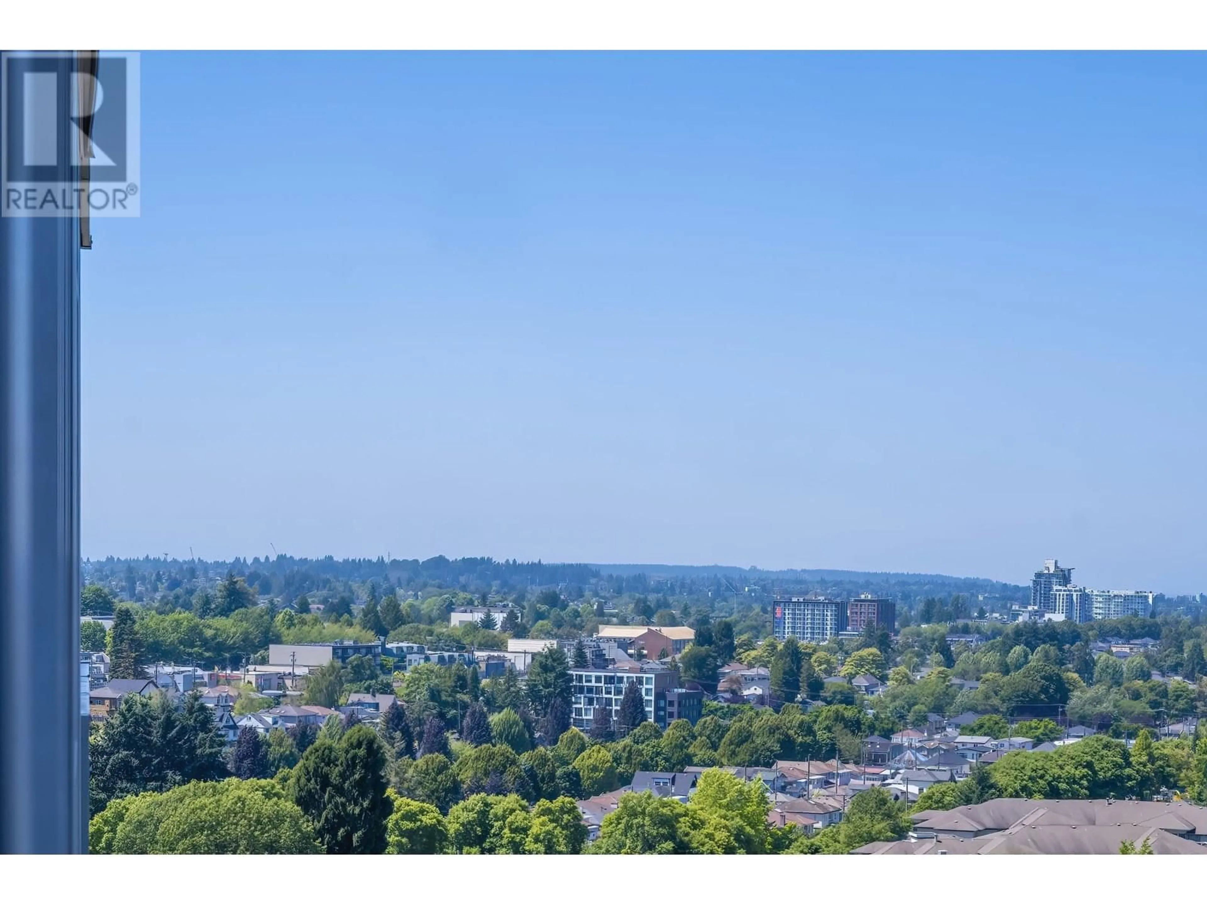 A pic from outside/outdoor area/front of a property/back of a property/a pic from drone, city buildings view from balcony for 1703 - 5515 BOUNDARY ROAD, Vancouver British Columbia V5R0E5
