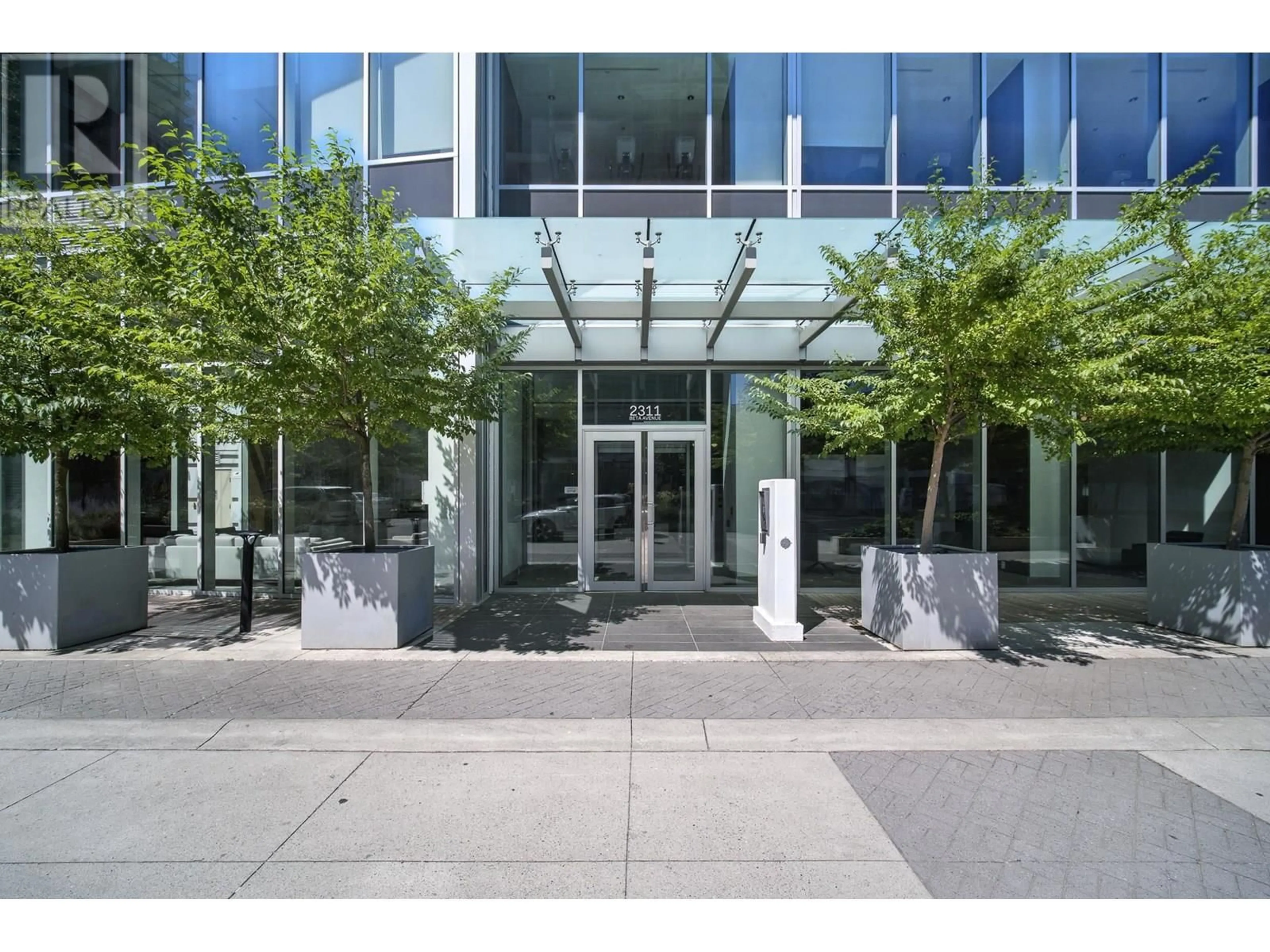 Indoor foyer for 3302 - 2311 BETA AVENUE, Burnaby British Columbia V5C0M1
