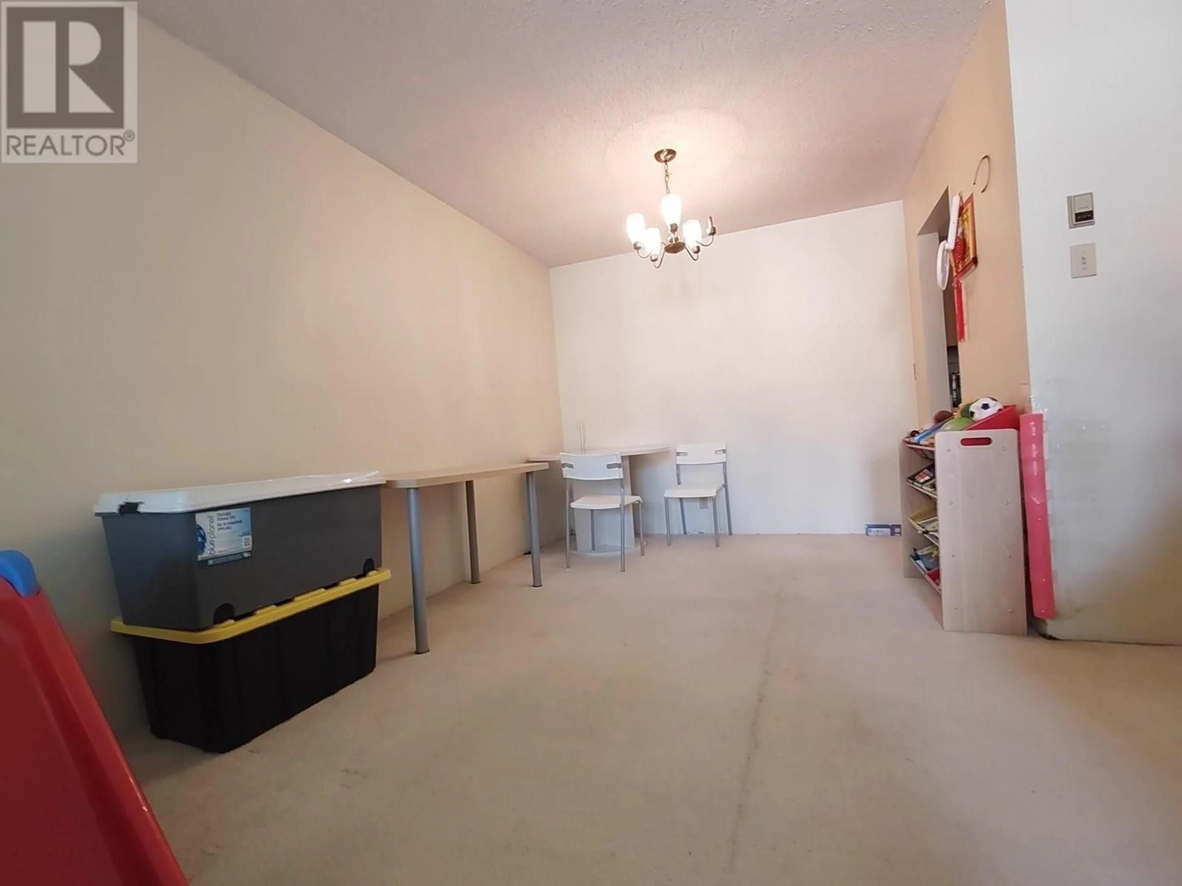 A pic of a room for 222 - 8411 ACKROYD ROAD, Richmond British Columbia V6X3E6