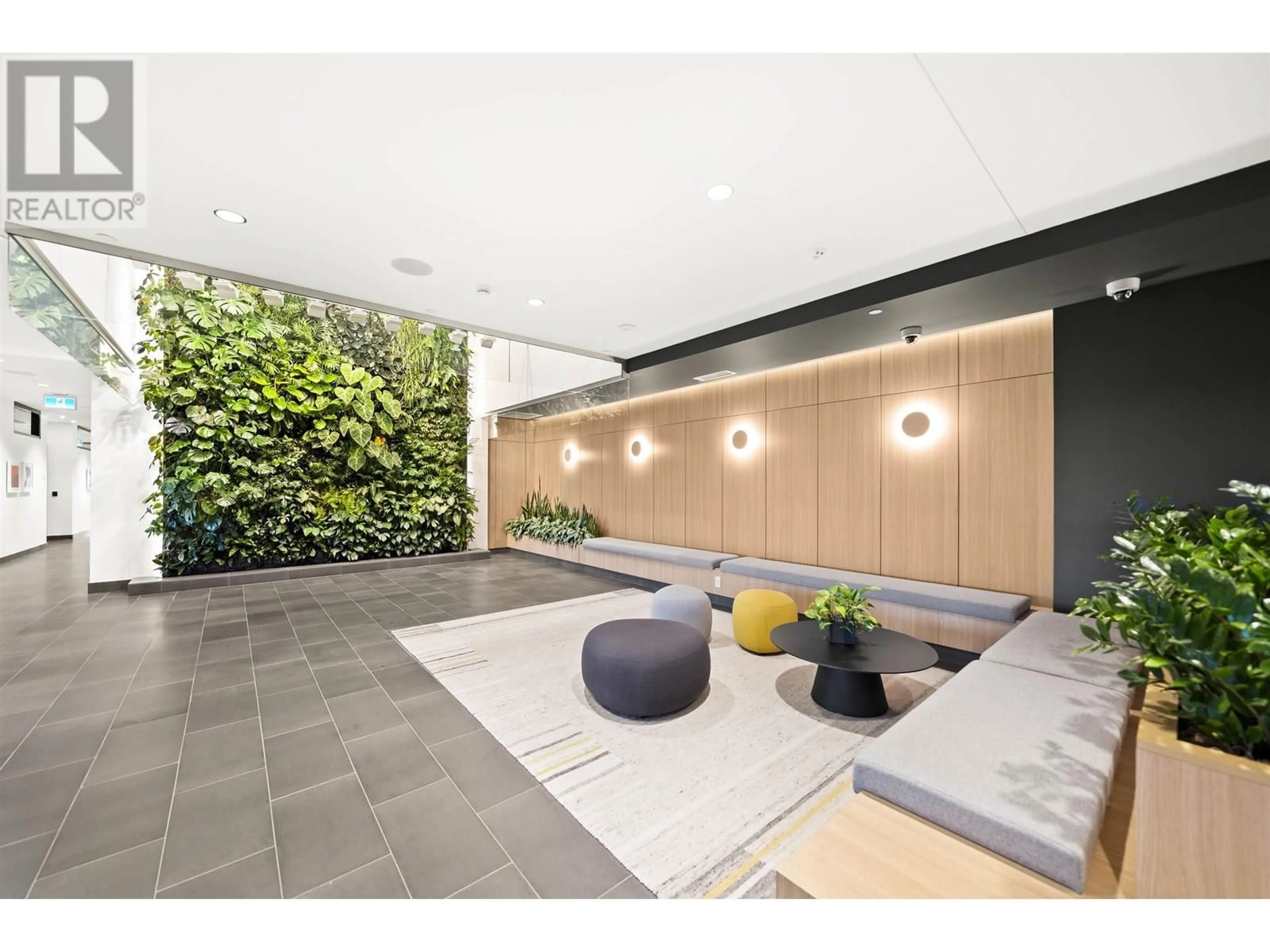 Indoor foyer for 1509 - 3833 EVERGREEN PLACE, Burnaby British Columbia V3J0M2
