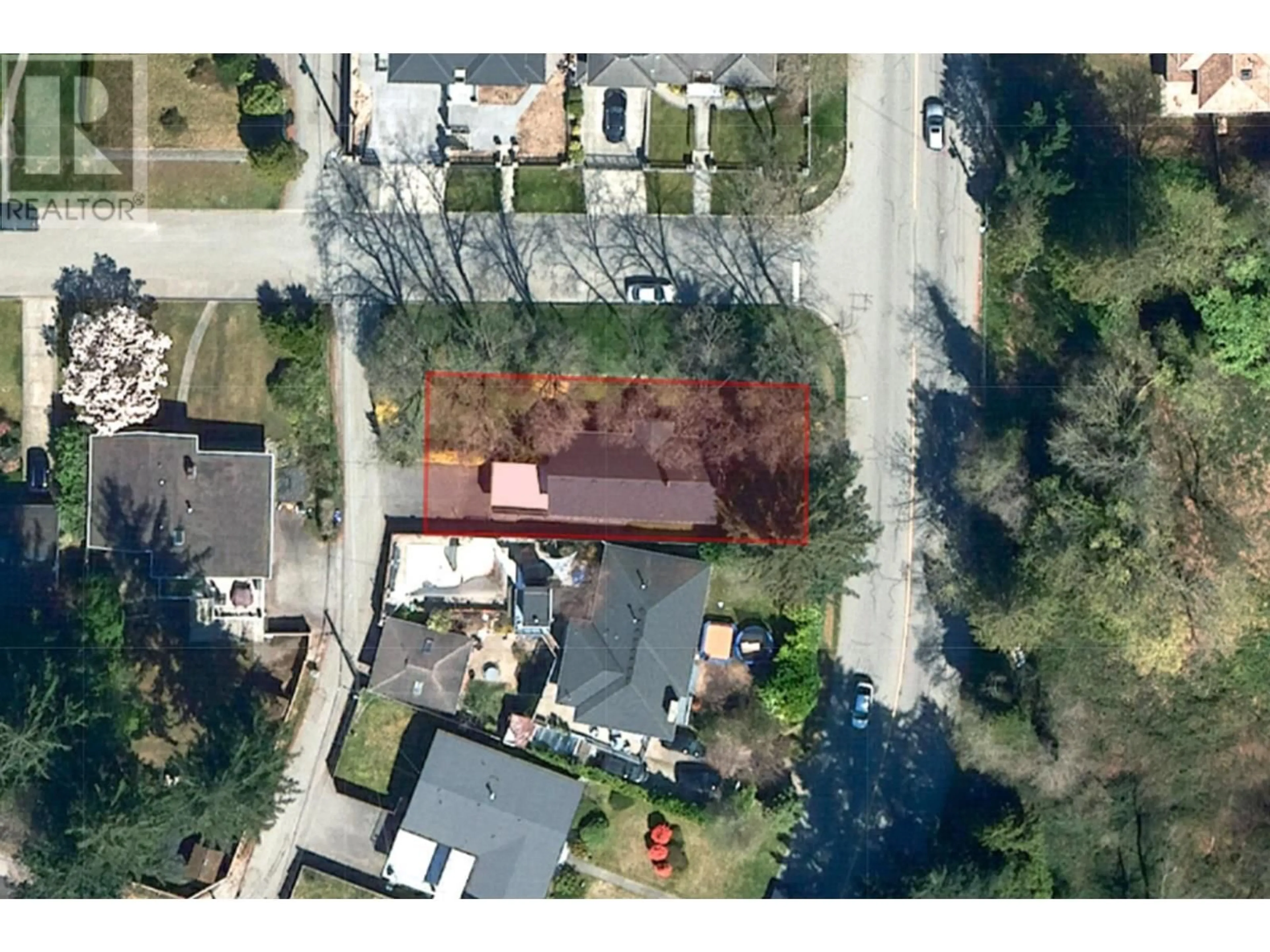 A pic from outside/outdoor area/front of a property/back of a property/a pic from drone, street for 8015 NELSON AVENUE, Burnaby British Columbia V5J4E6