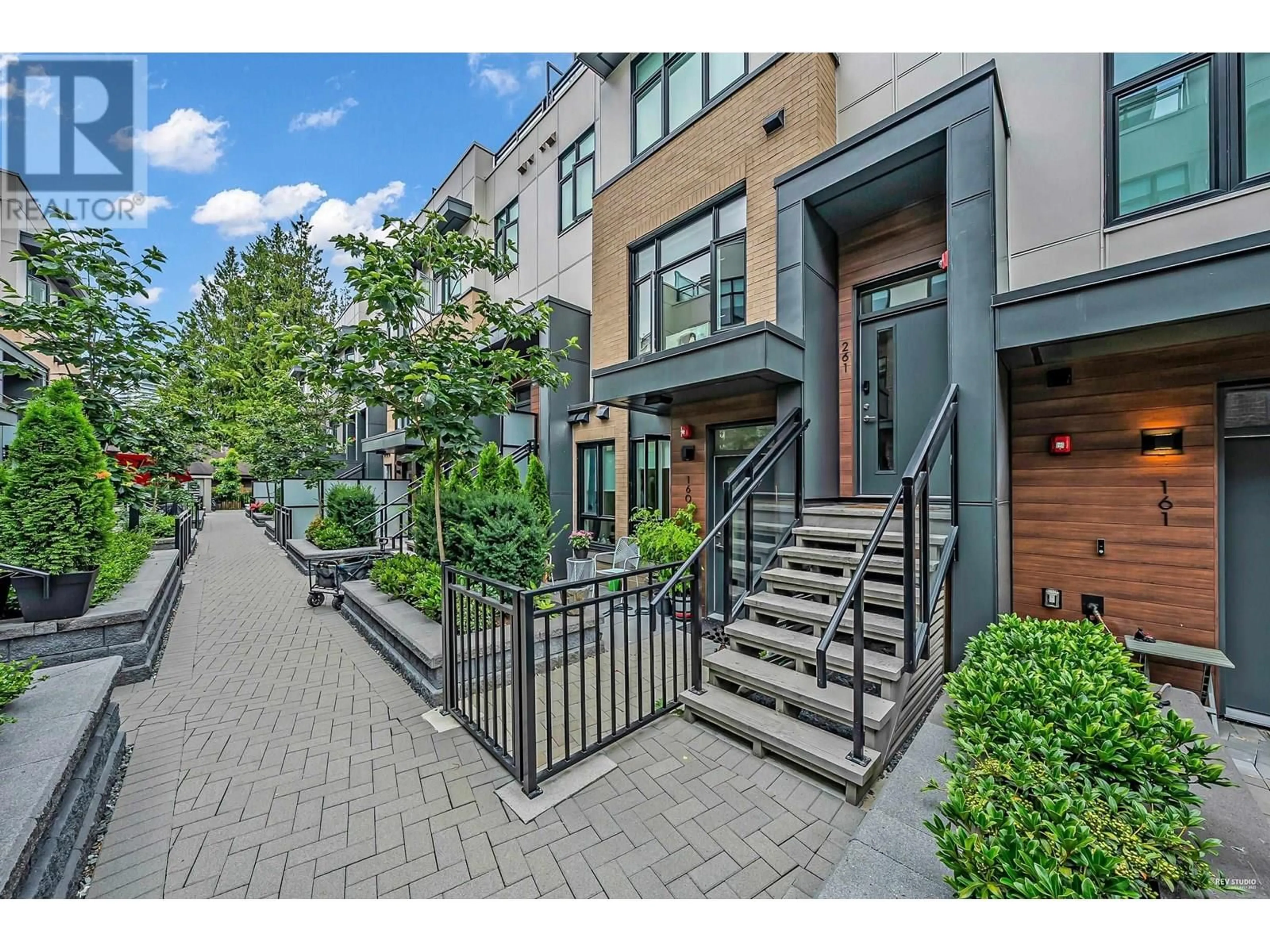 Unknown for 261 - 2035 GLENAIRE DRIVE, North Vancouver British Columbia V7P1Y2