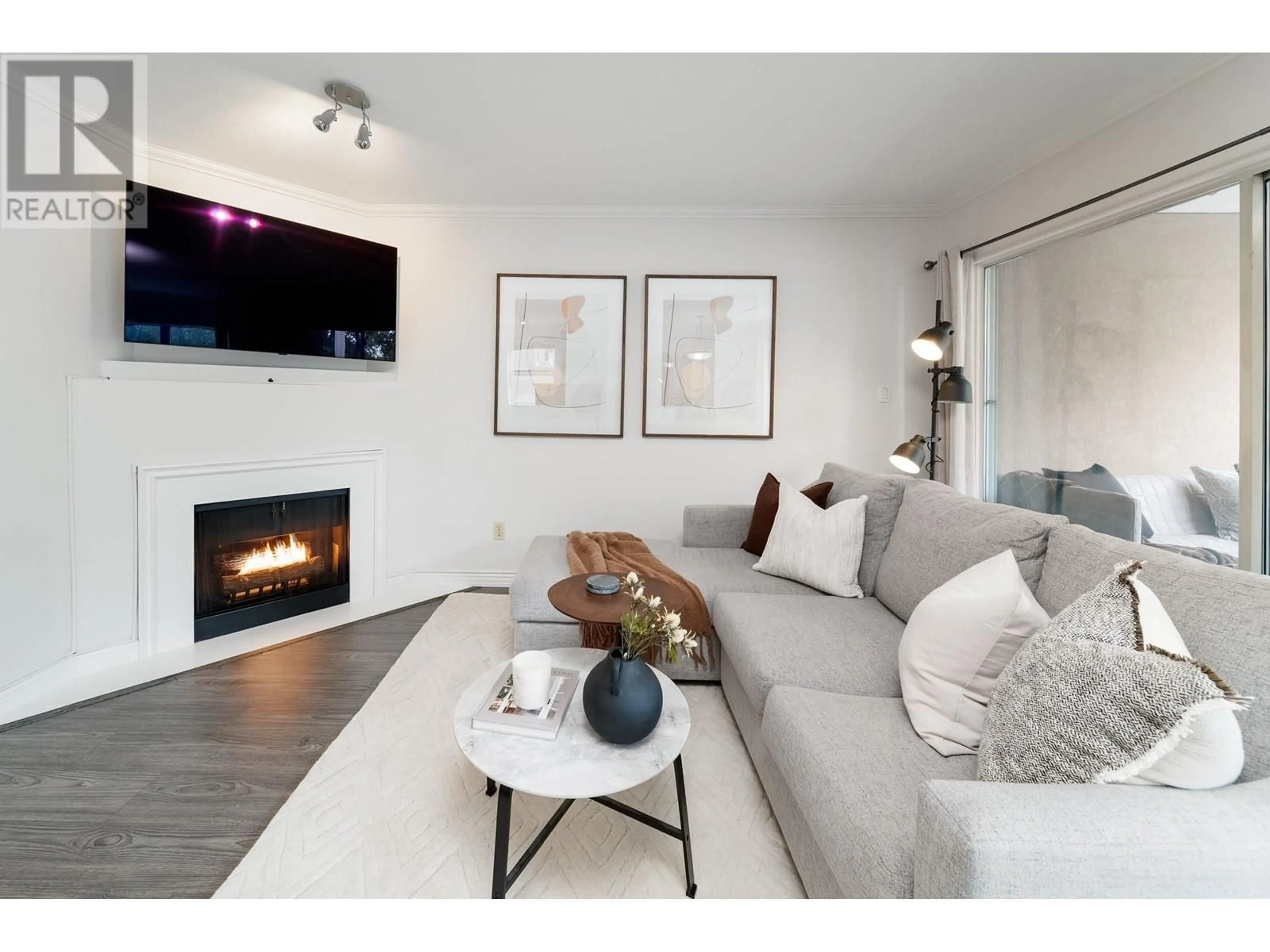 Living room with furniture, wood/laminate floor for 302 - 985 10TH AVENUE, Vancouver British Columbia V5Z1L9