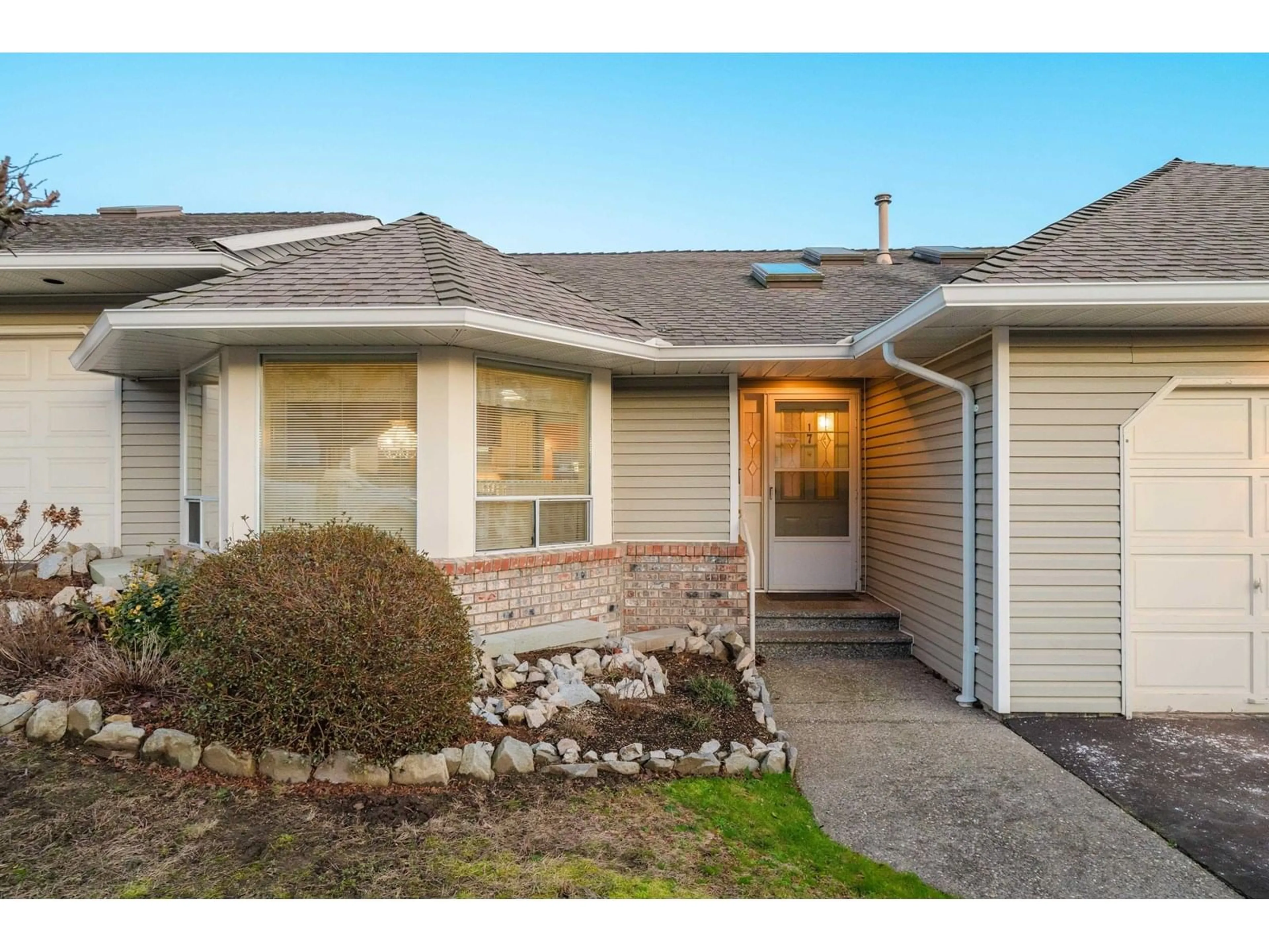 Unknown for 17 - 32615 MURRAY, Abbotsford British Columbia V2T4T8
