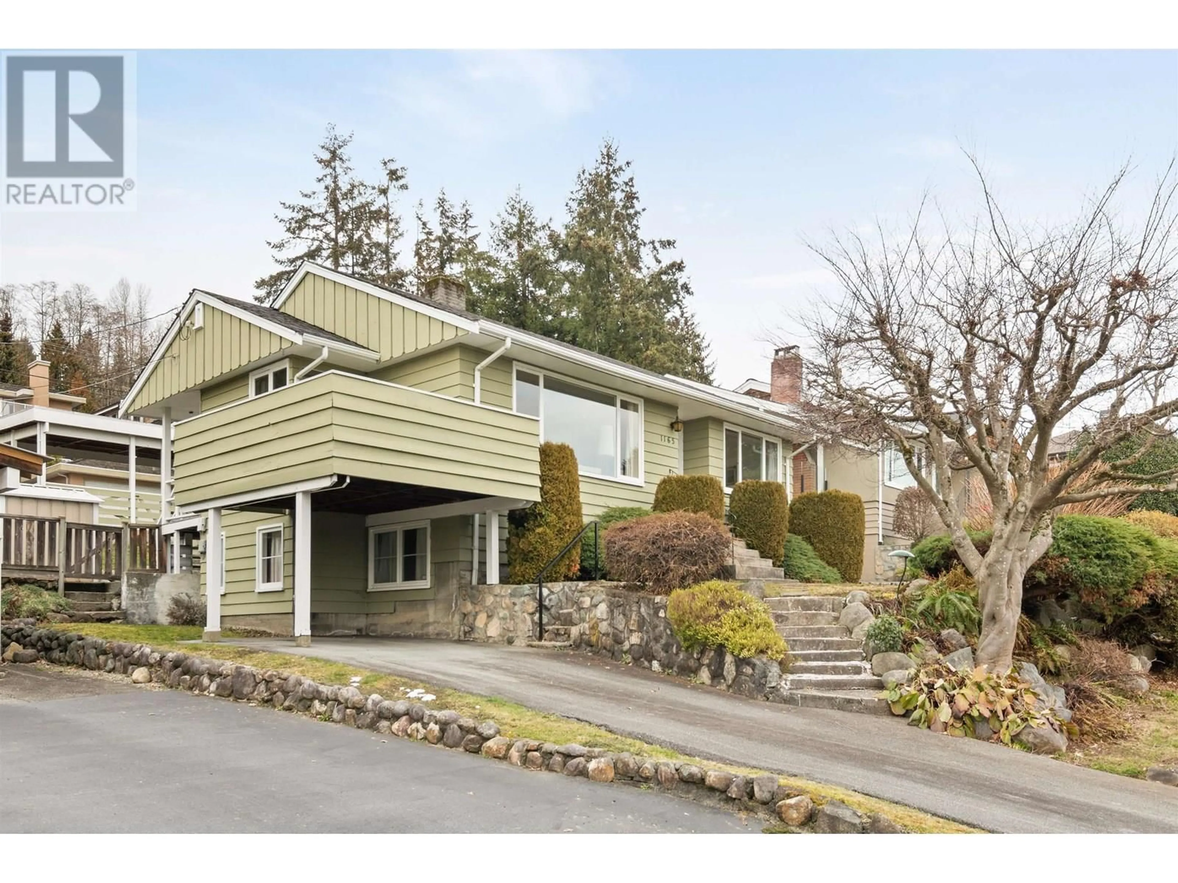 Home with vinyl exterior material, street for 1165 LAWSON AVENUE, West Vancouver British Columbia V7T2E4