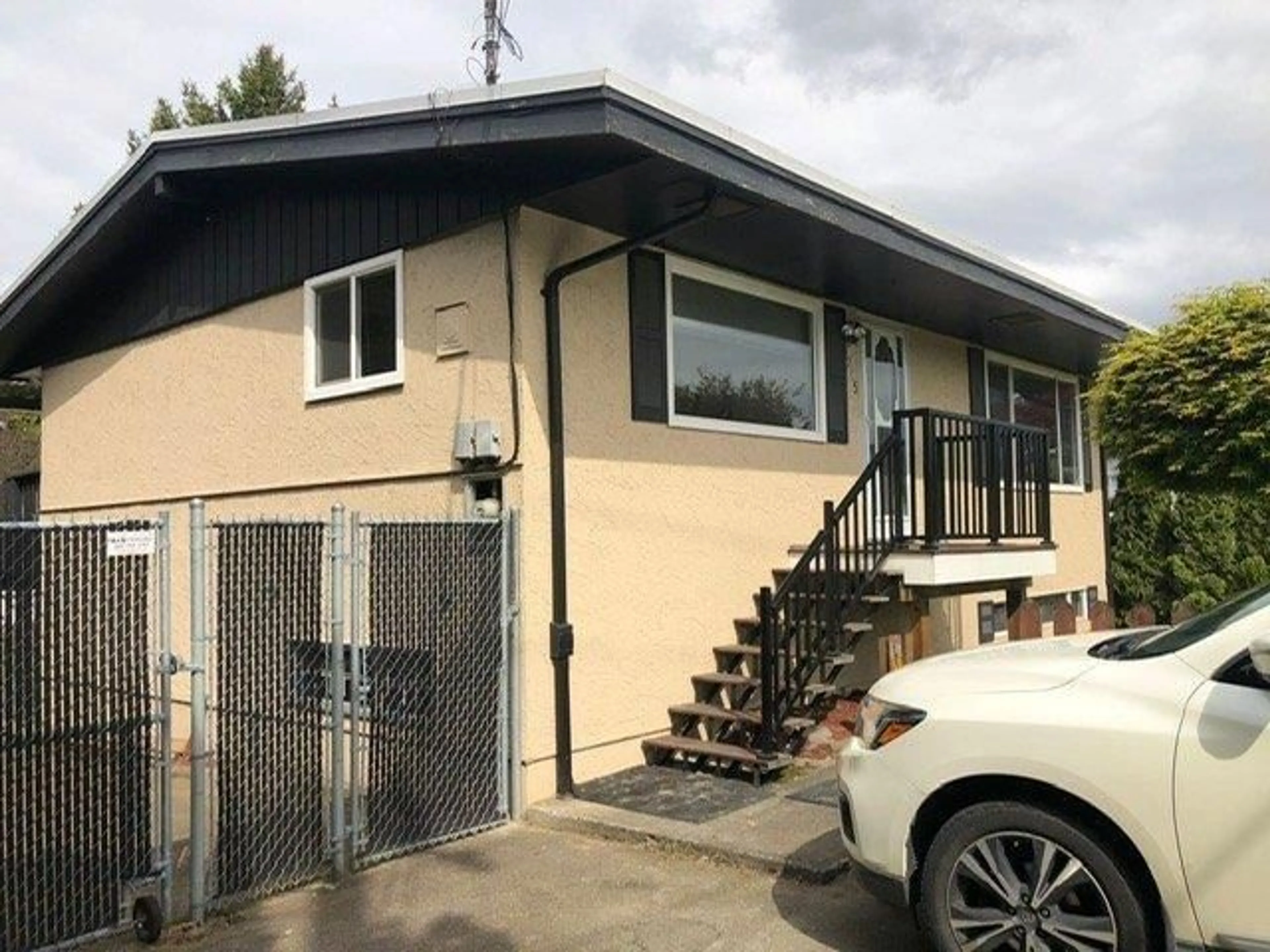 Home with vinyl exterior material, street for 9215 CHARLES STREET, Chilliwack British Columbia V2P5K8