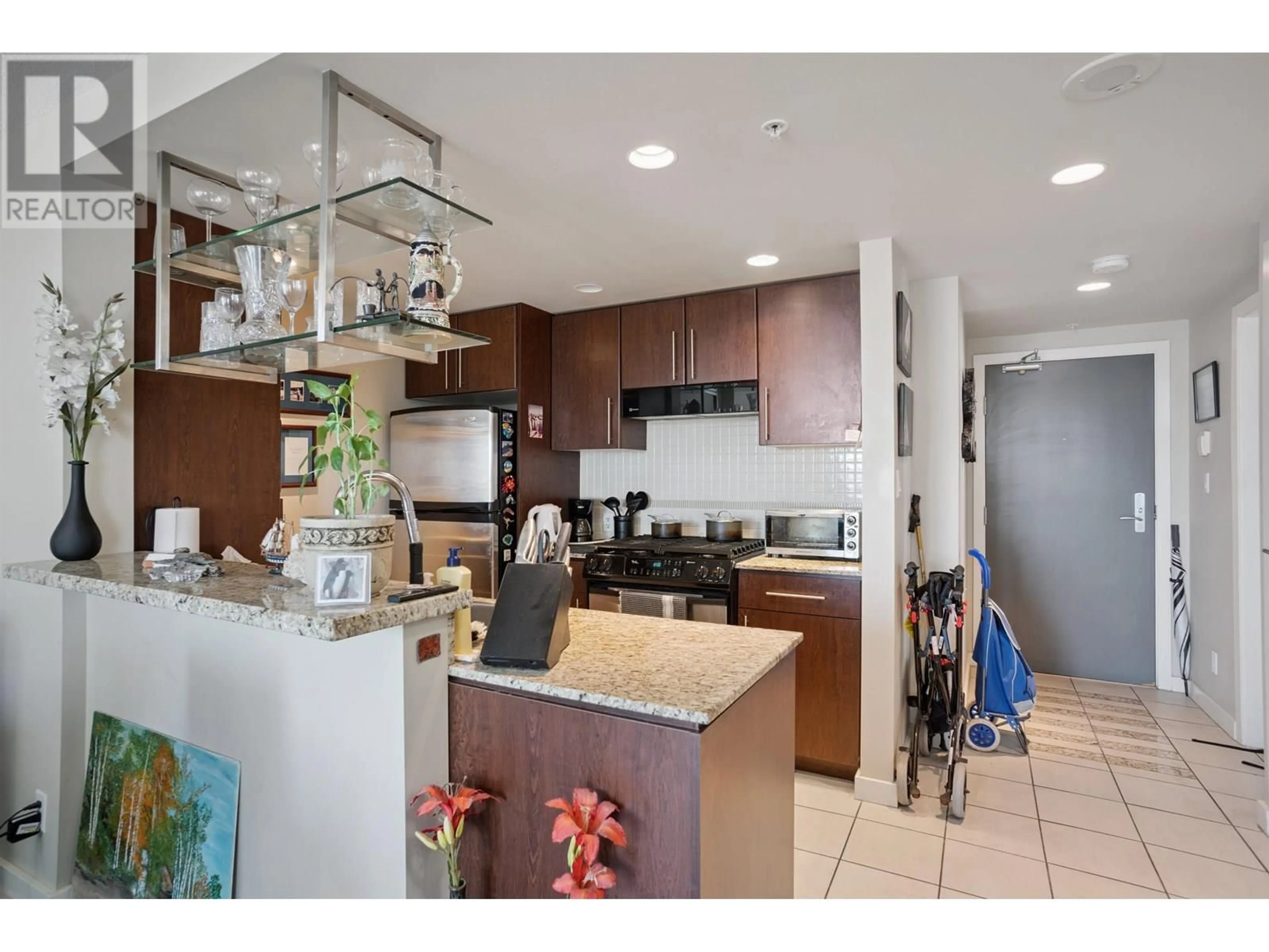 Open concept kitchen, ceramic/tile floor for 2307 - 455 BEACH CRESCENT, Vancouver British Columbia V6Z3E5