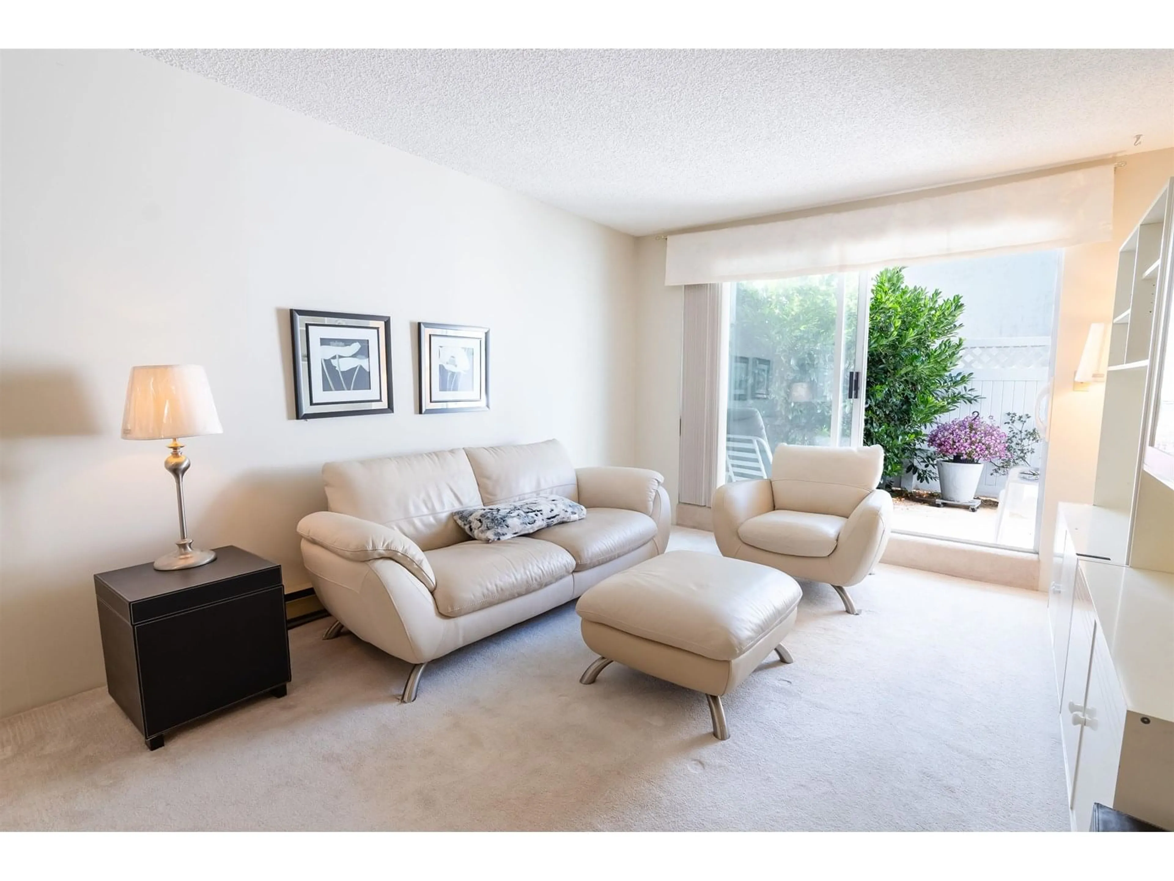 Living room with furniture, unknown for 110 - 32950 AMICUS, Abbotsford British Columbia V2S6G9