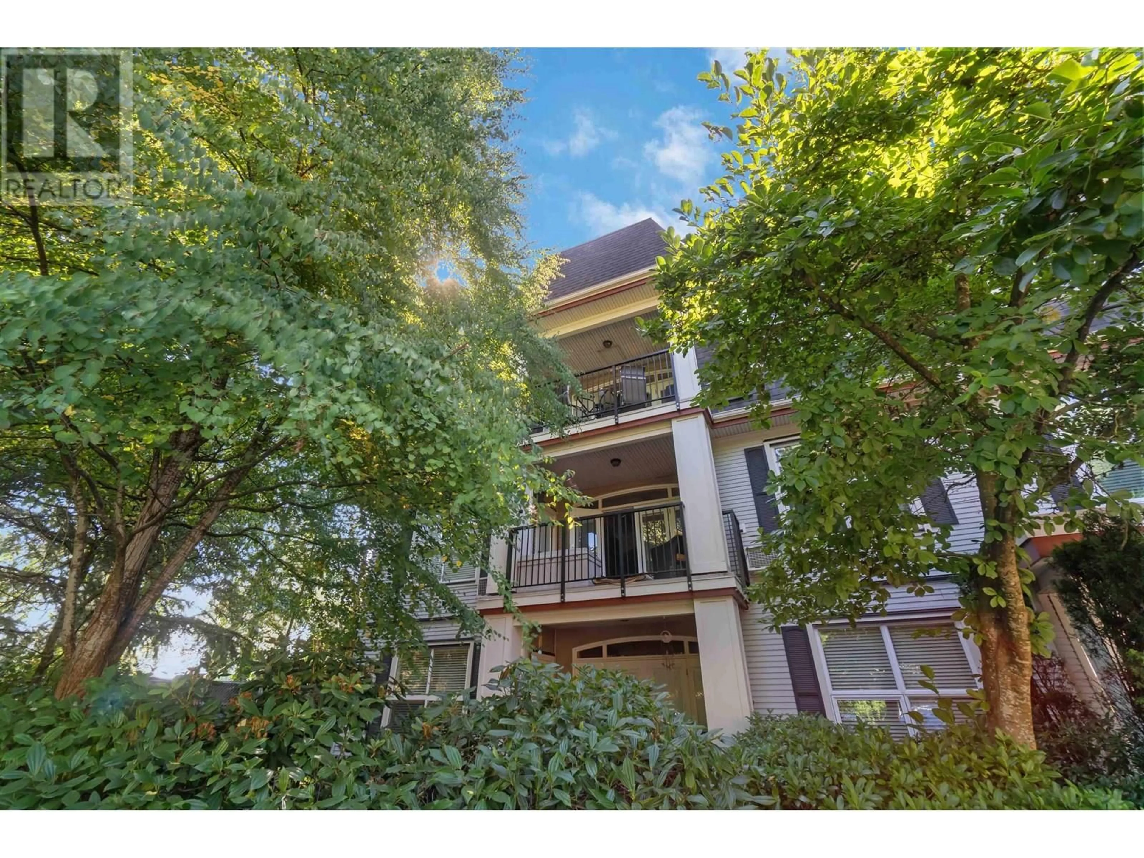 A pic from outside/outdoor area/front of a property/back of a property/a pic from drone, unknown for 318 - 990 ADAIR AVENUE, Coquitlam British Columbia V3K3V2