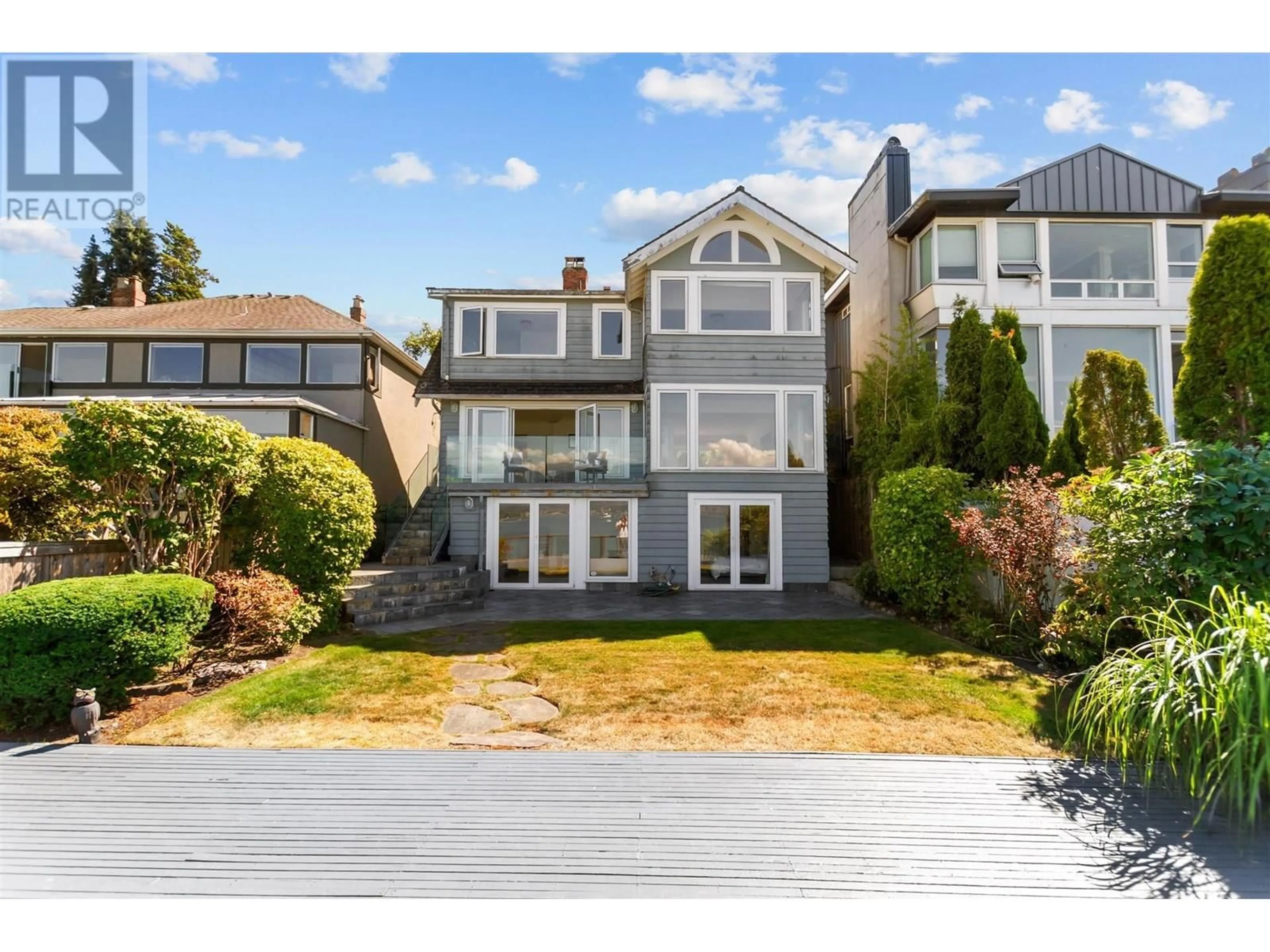Home with vinyl exterior material, street for 3131 POINT GREY ROAD, Vancouver British Columbia V6K1B3
