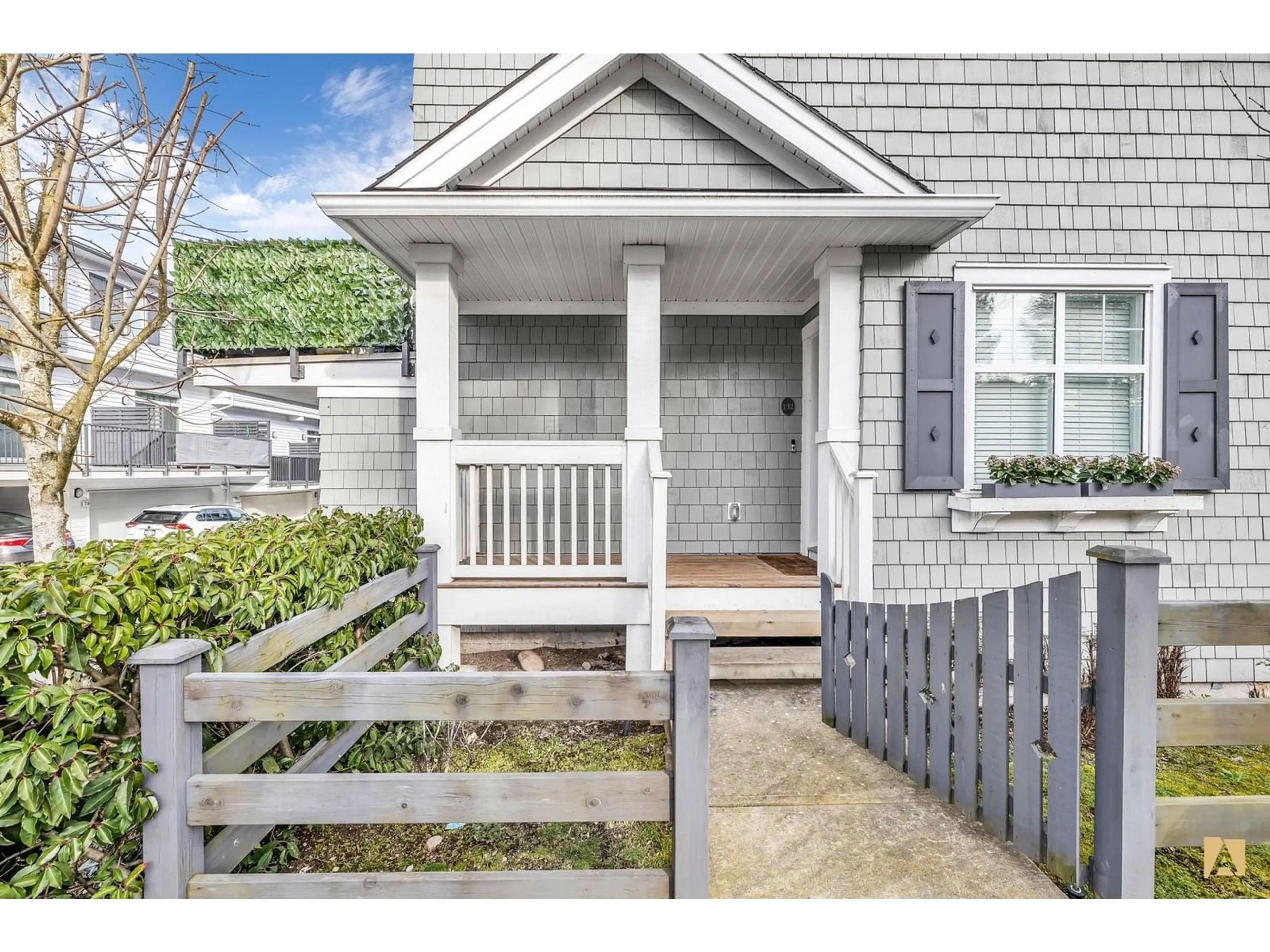 Home with vinyl exterior material, street for 132 - 8130 136A, Surrey British Columbia V3W1H9