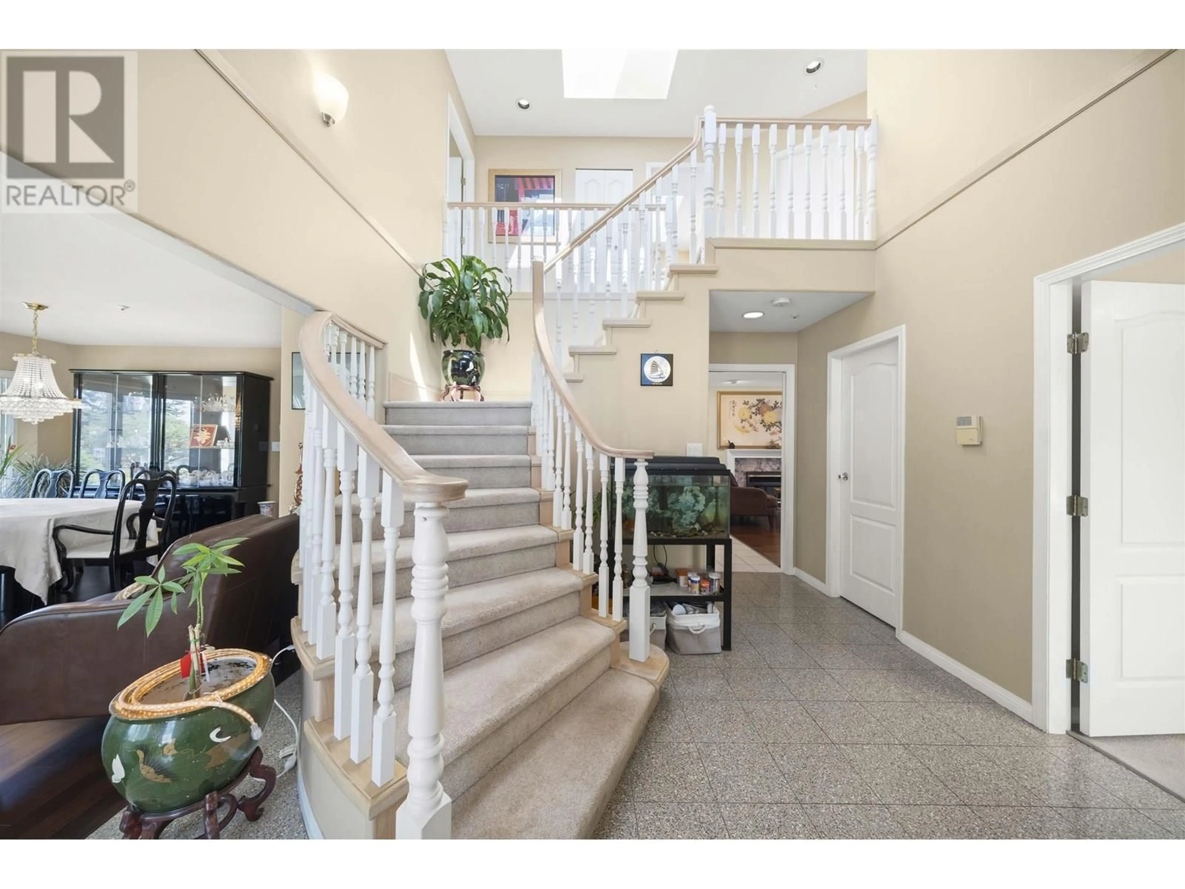 Indoor foyer for 3838 PENTICTON STREET, Vancouver British Columbia V5R6A1