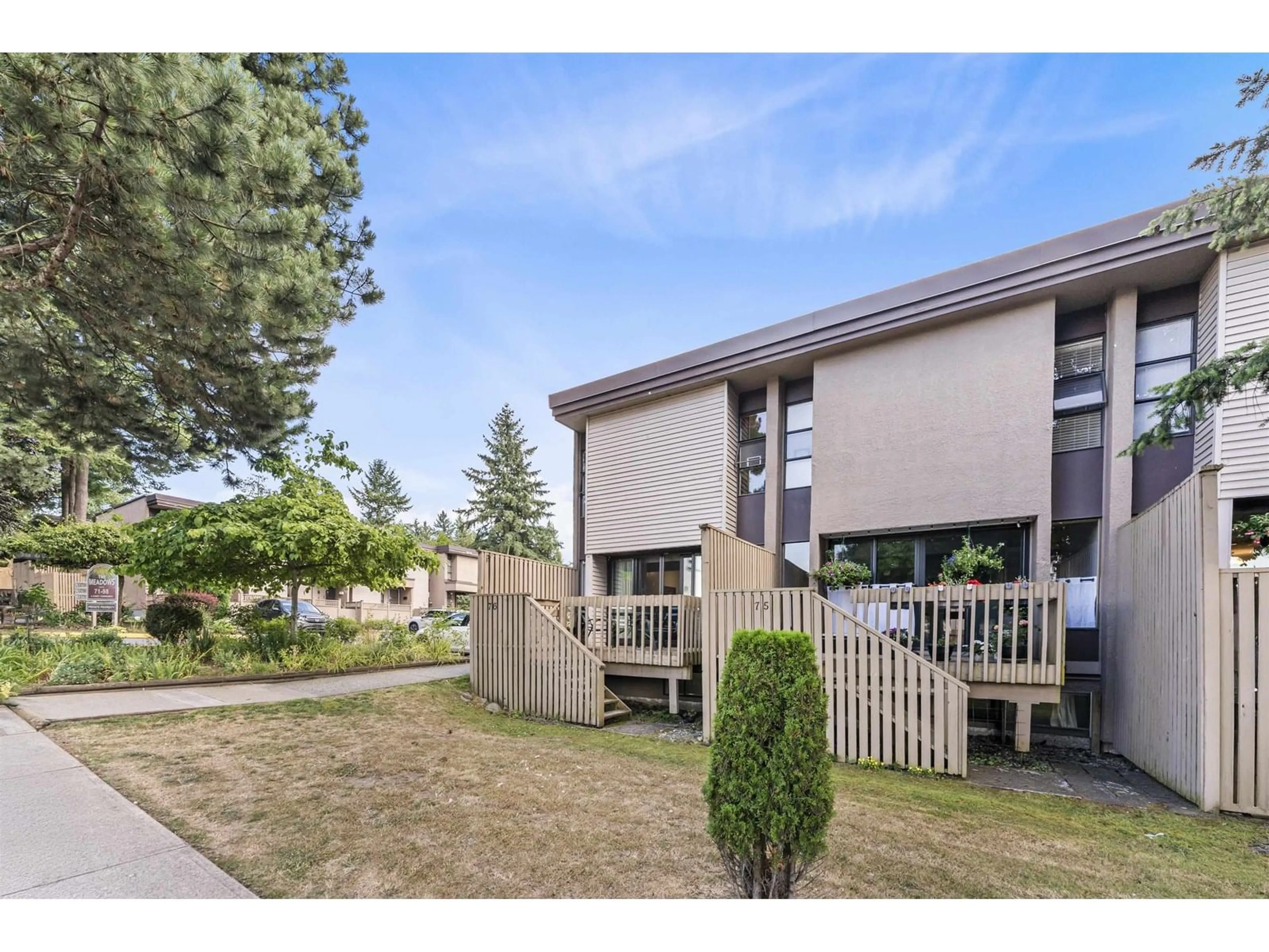A pic from outside/outdoor area/front of a property/back of a property/a pic from drone, unknown for 76 - 13756 CENTRAL, Surrey British Columbia V3T1R9