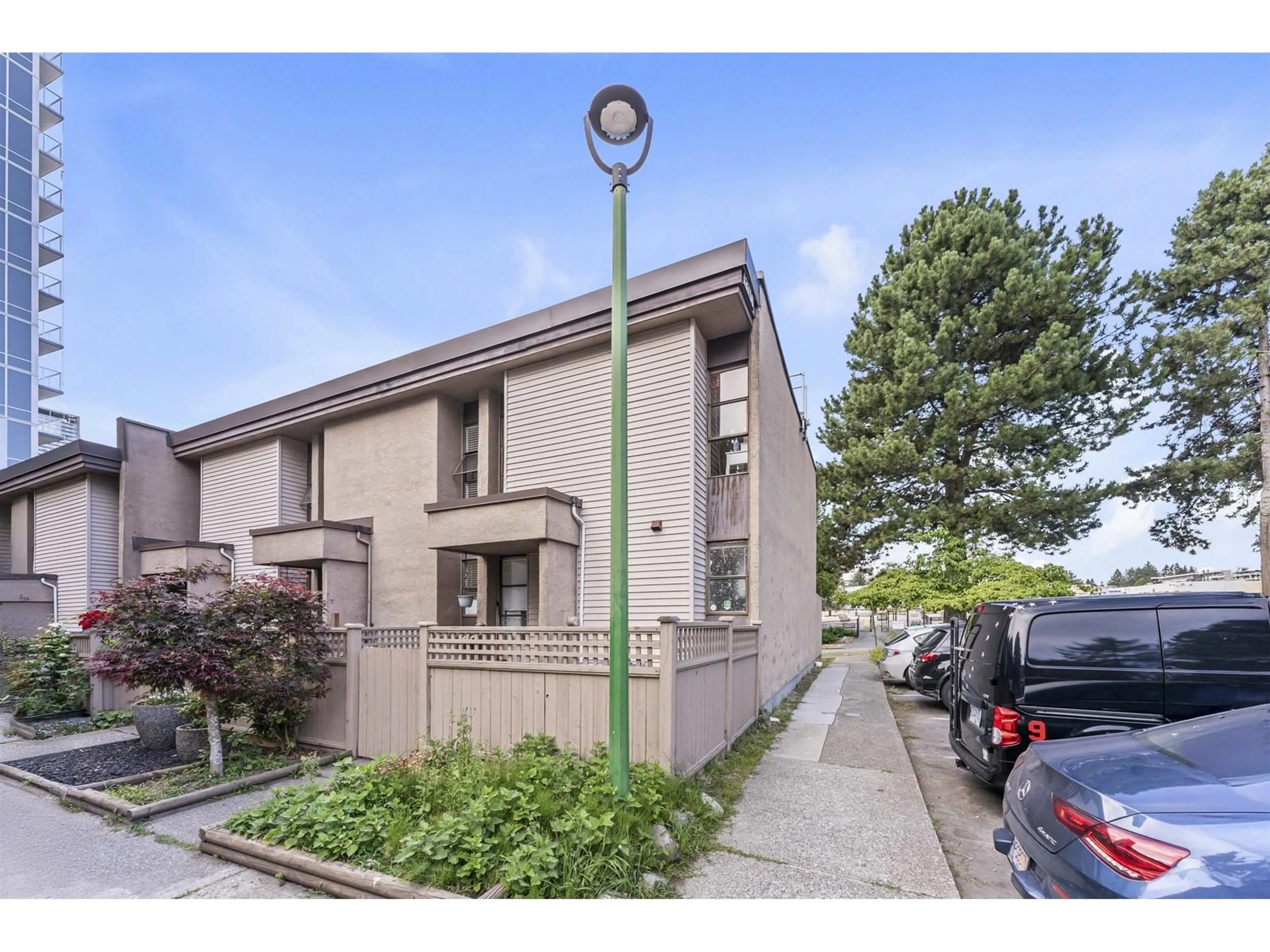 Unknown for 76 - 13756 CENTRAL, Surrey British Columbia V3T1R9