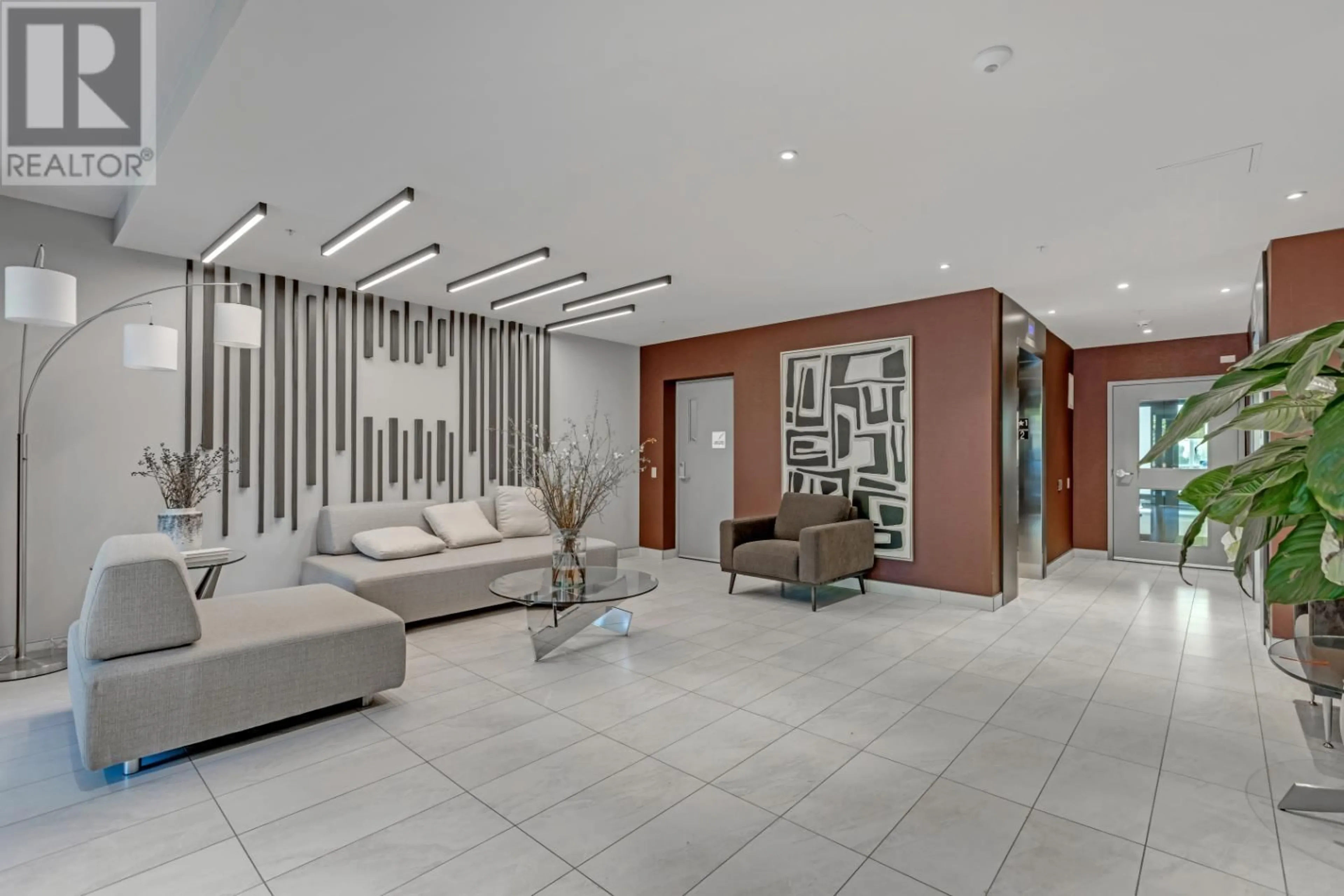 Lobby for 302 - 4240 CAMBIE STREET, Vancouver British Columbia V5Z0K6
