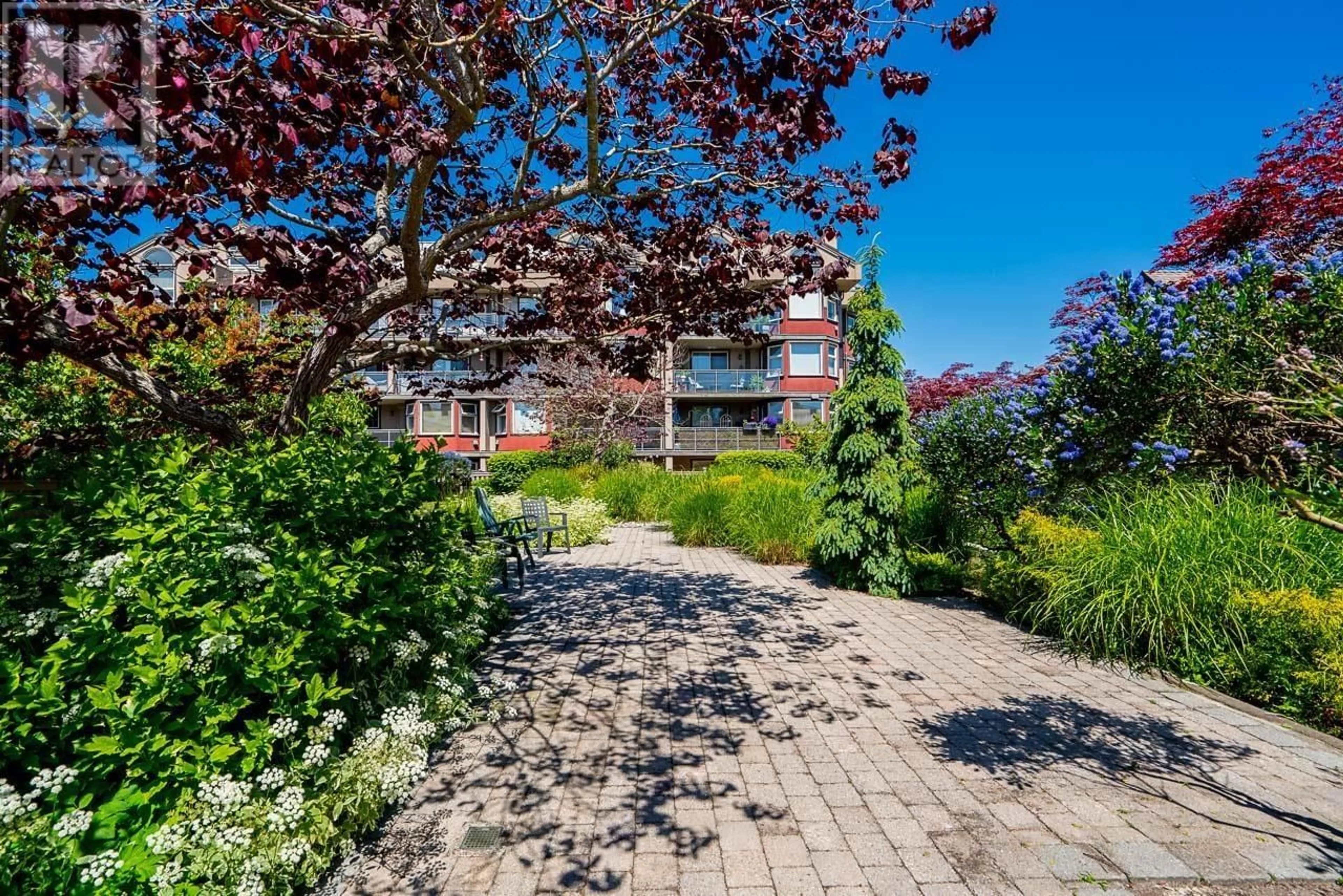 Patio, street for A205 - 4811 53 STREET, Ladner British Columbia V4K2Z3