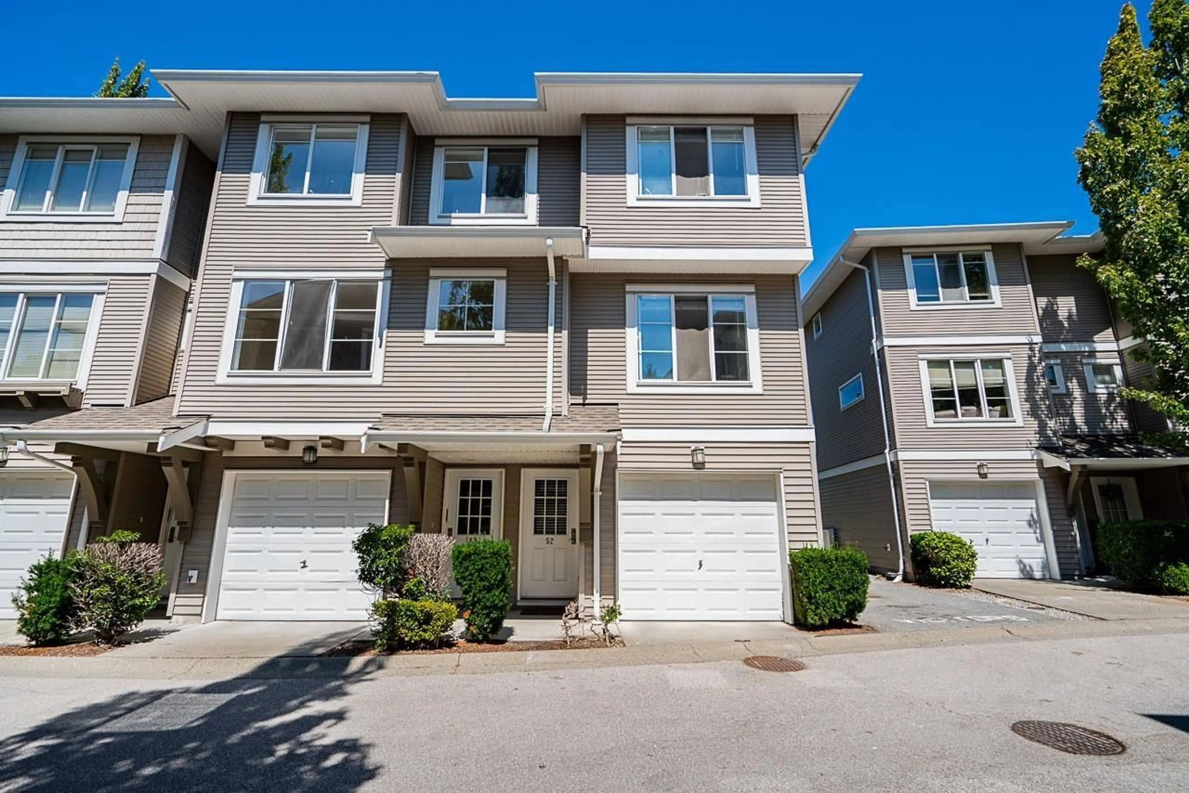 Home with vinyl exterior material, street for 52 - 15155 62A, Surrey British Columbia V3S8A6