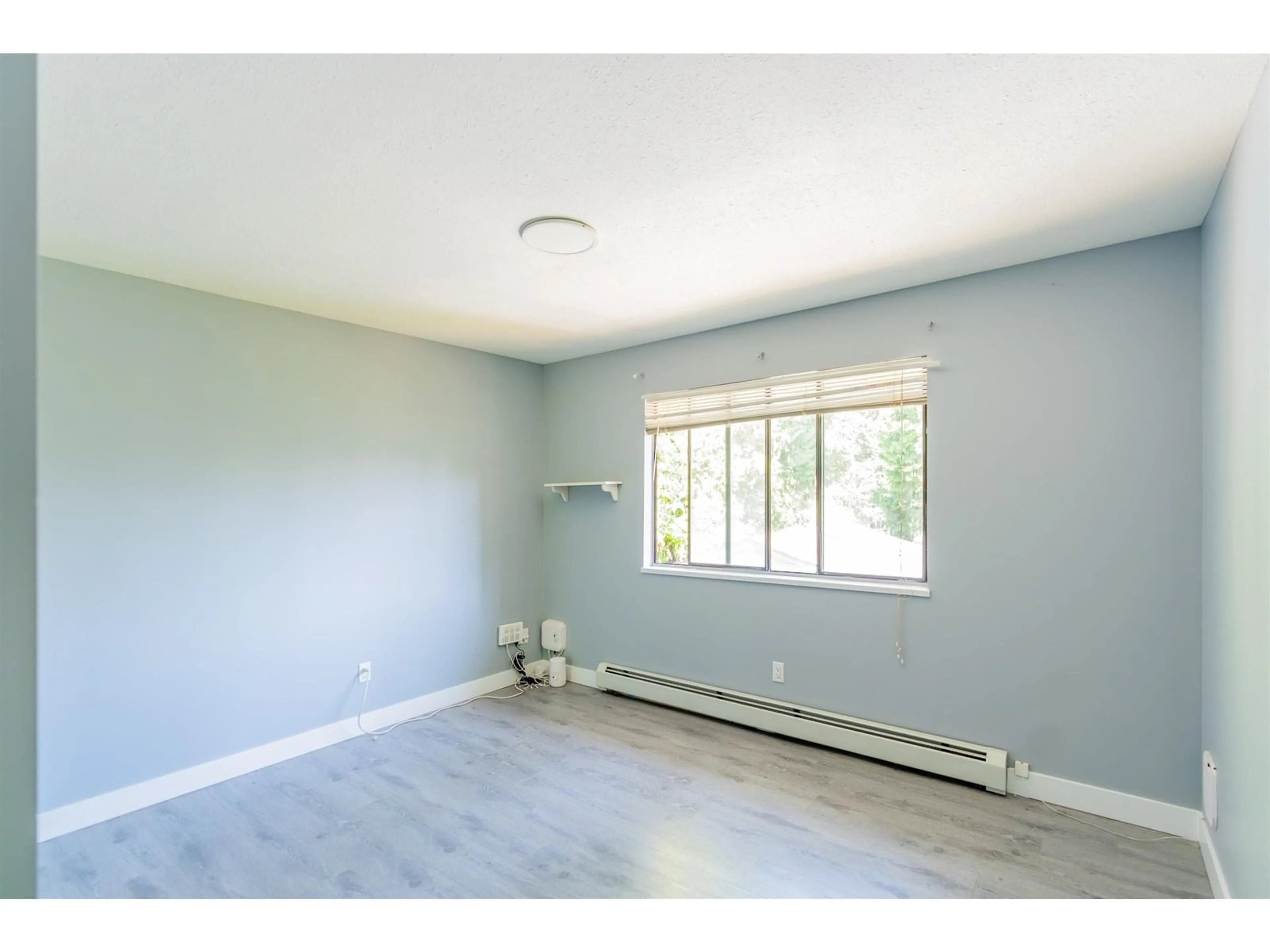 A pic of a room for 13174 111, Surrey British Columbia V3T2S3