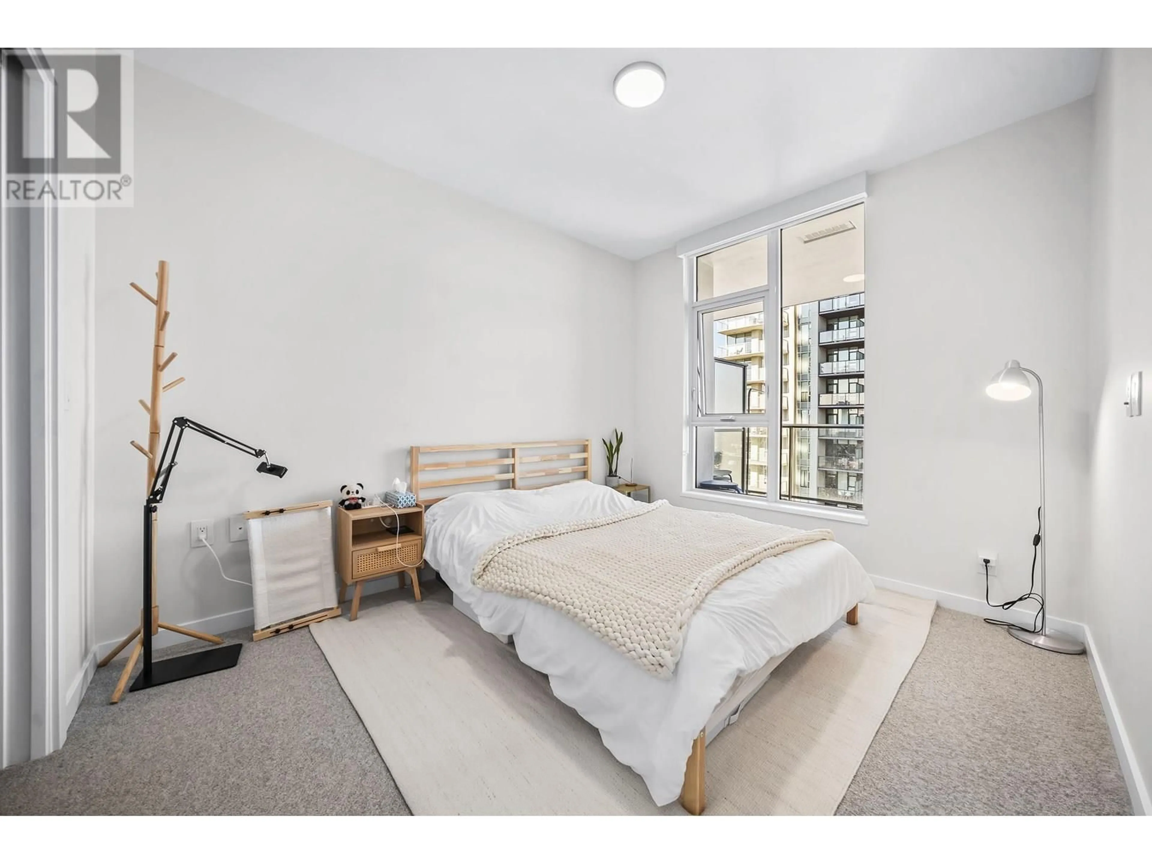 Bedroom with bed, unknown for 1904 - 4168 LOUGHEED HIGHWAY, Burnaby British Columbia V5C0N9