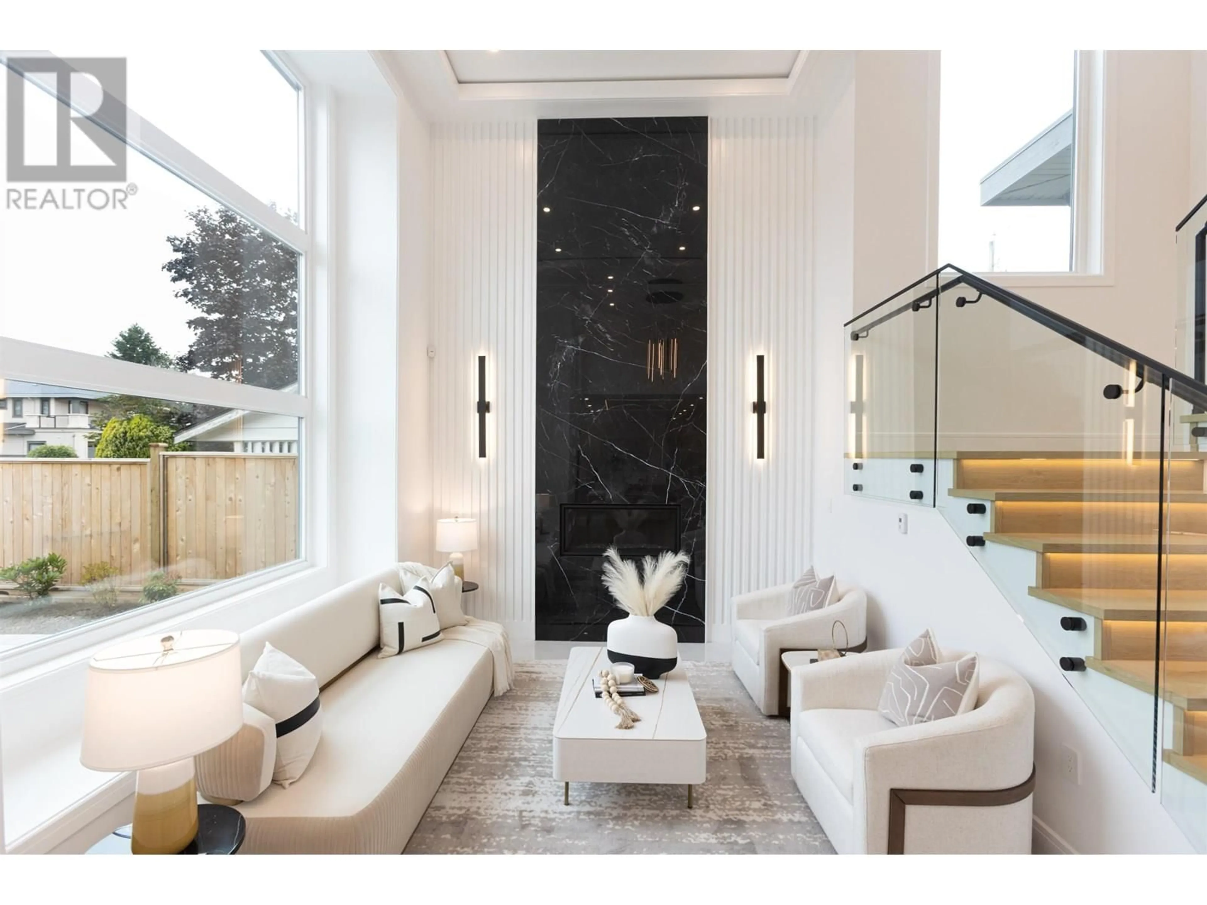 Indoor entryway for 3451 ULLSMORE AVENUE, Richmond British Columbia V7C1R9